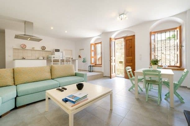 properties-VILLASOKAK-1.jpg