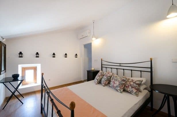properties-VILLASOKAK-2.jpg