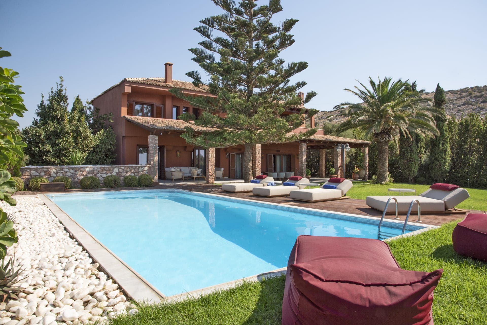 properties-VILLATERRA-1.jpg
