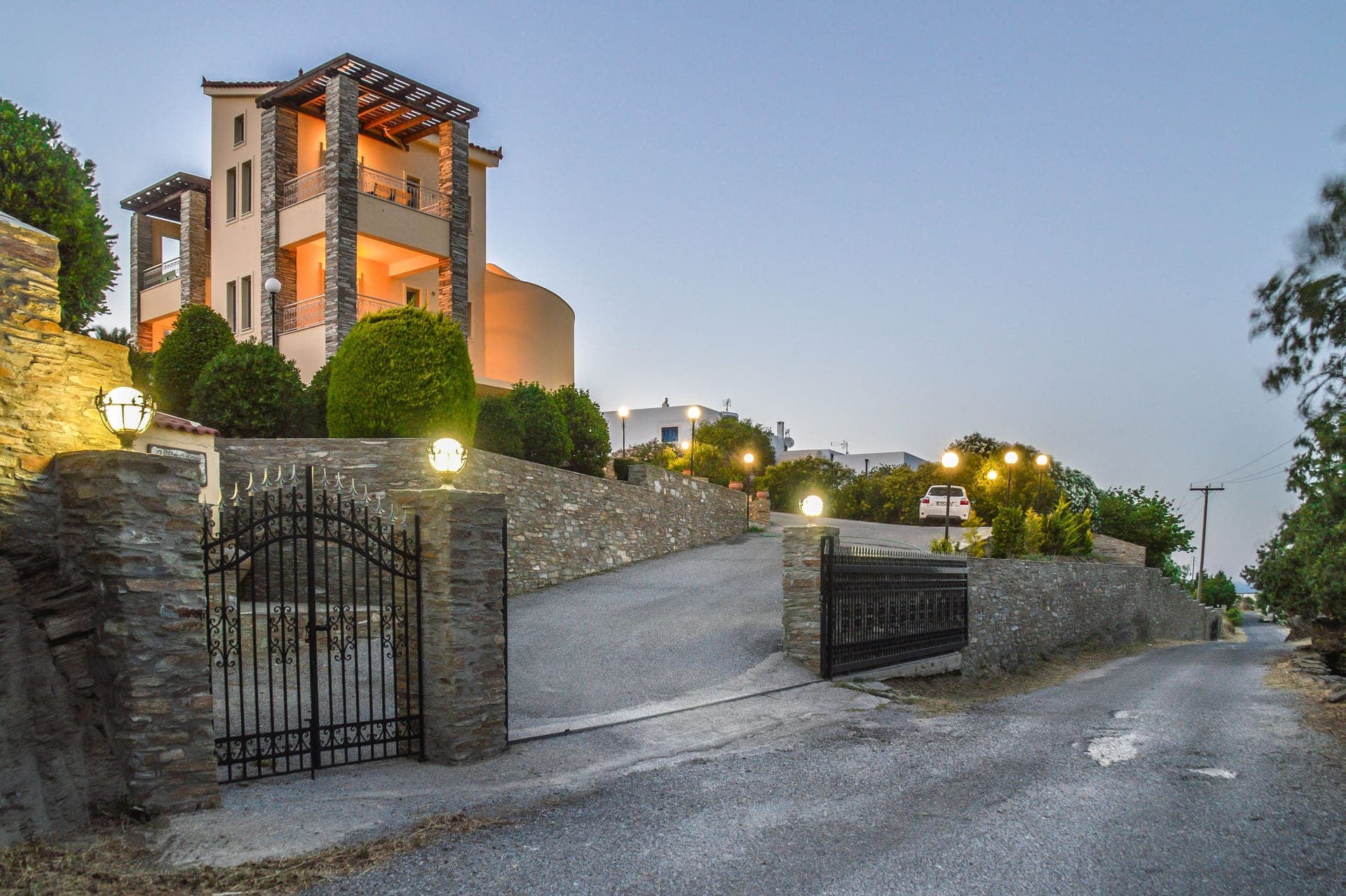 properties-VILLAVIEW-0.jpg