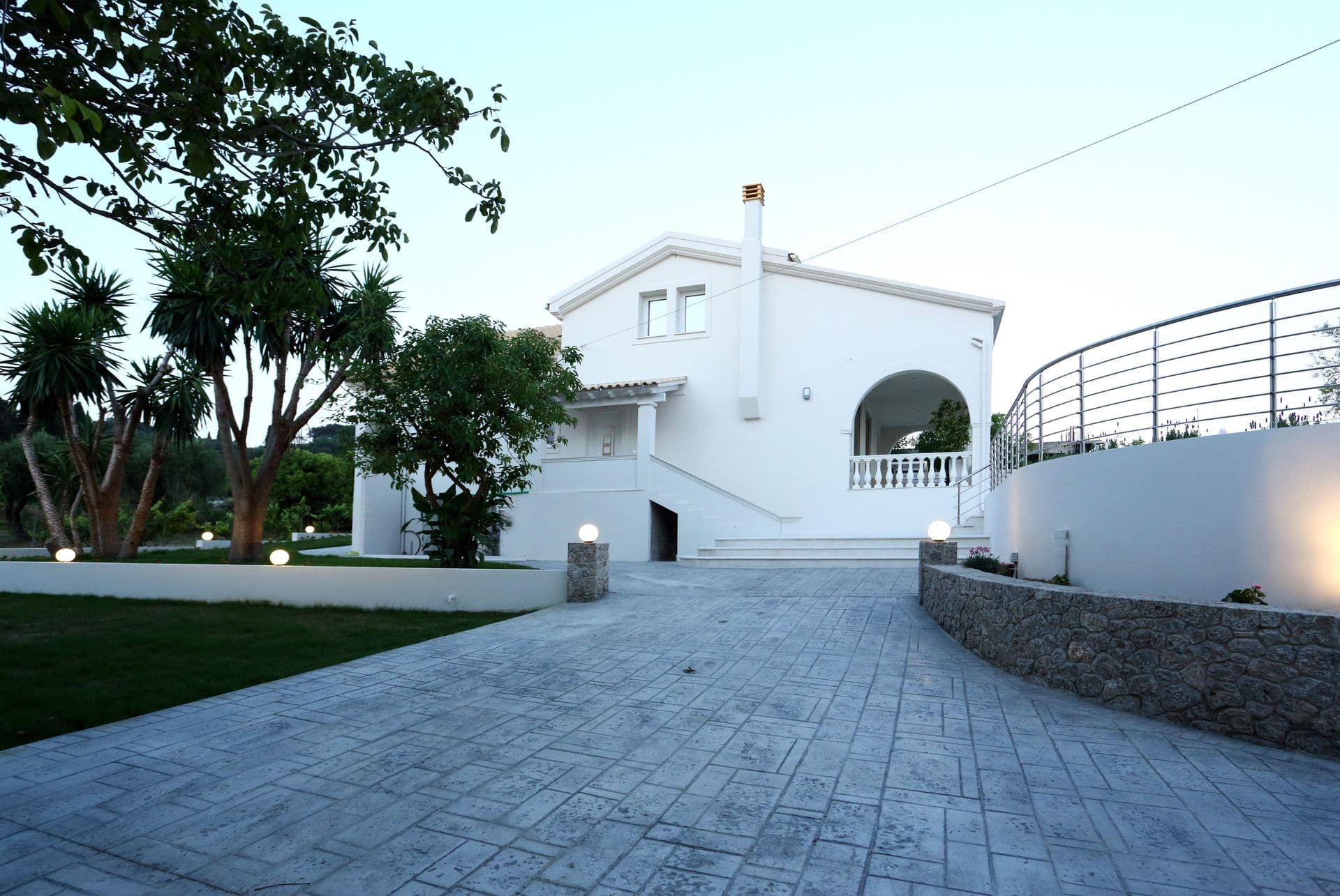 properties-VILLAVOZOS-1.jpg
