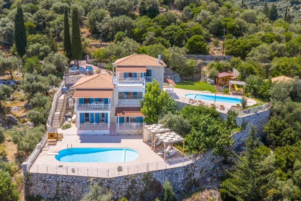 properties-VIOLITZIS-0.jpg
