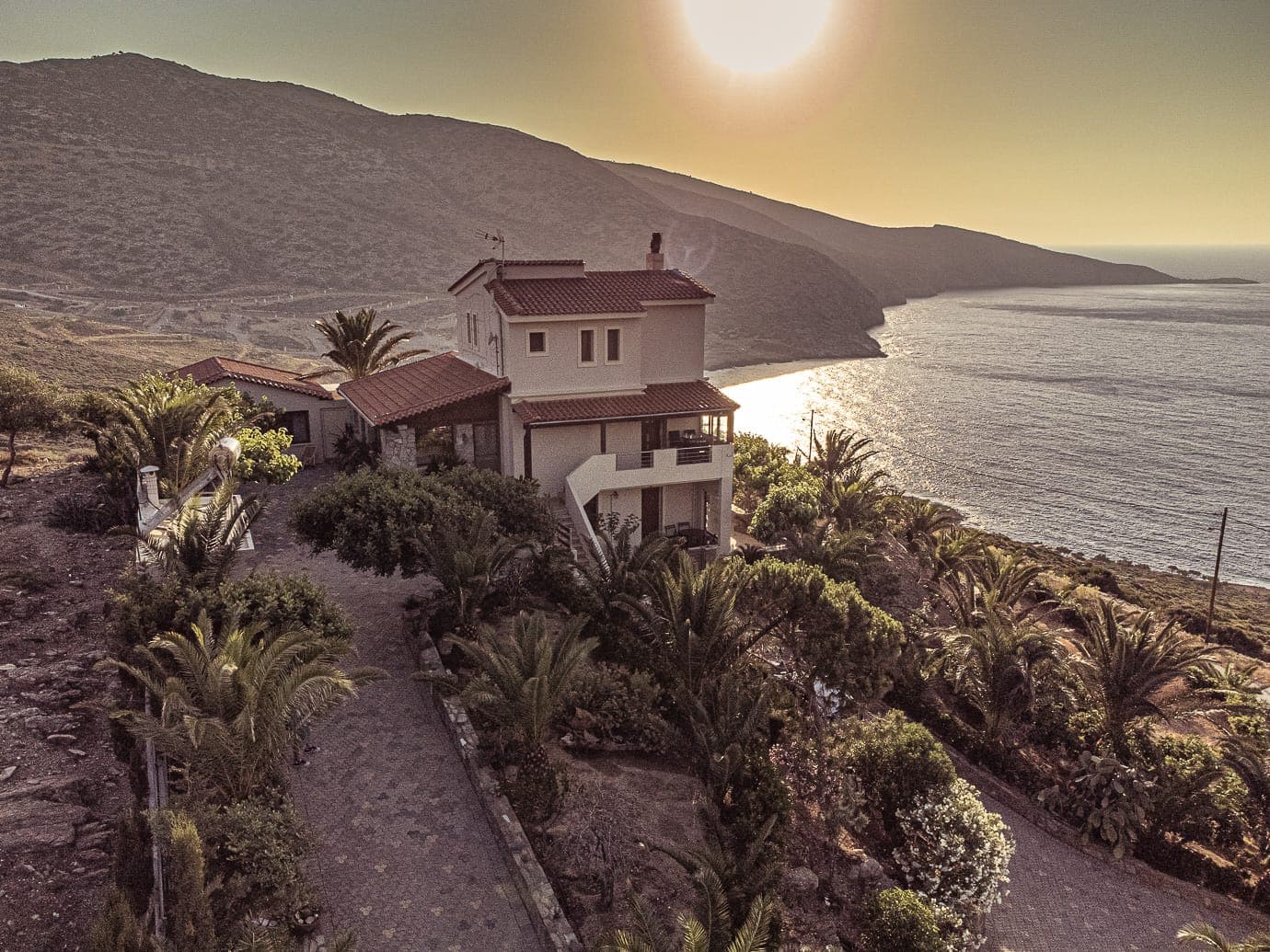 properties-VITAMINSEA-2.jpg