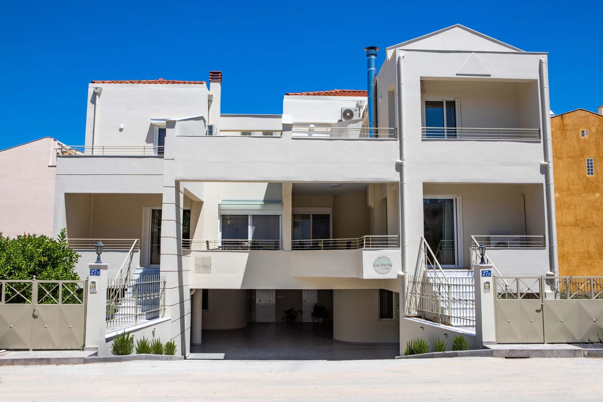 properties-VLLNAFPLIO-0.jpg