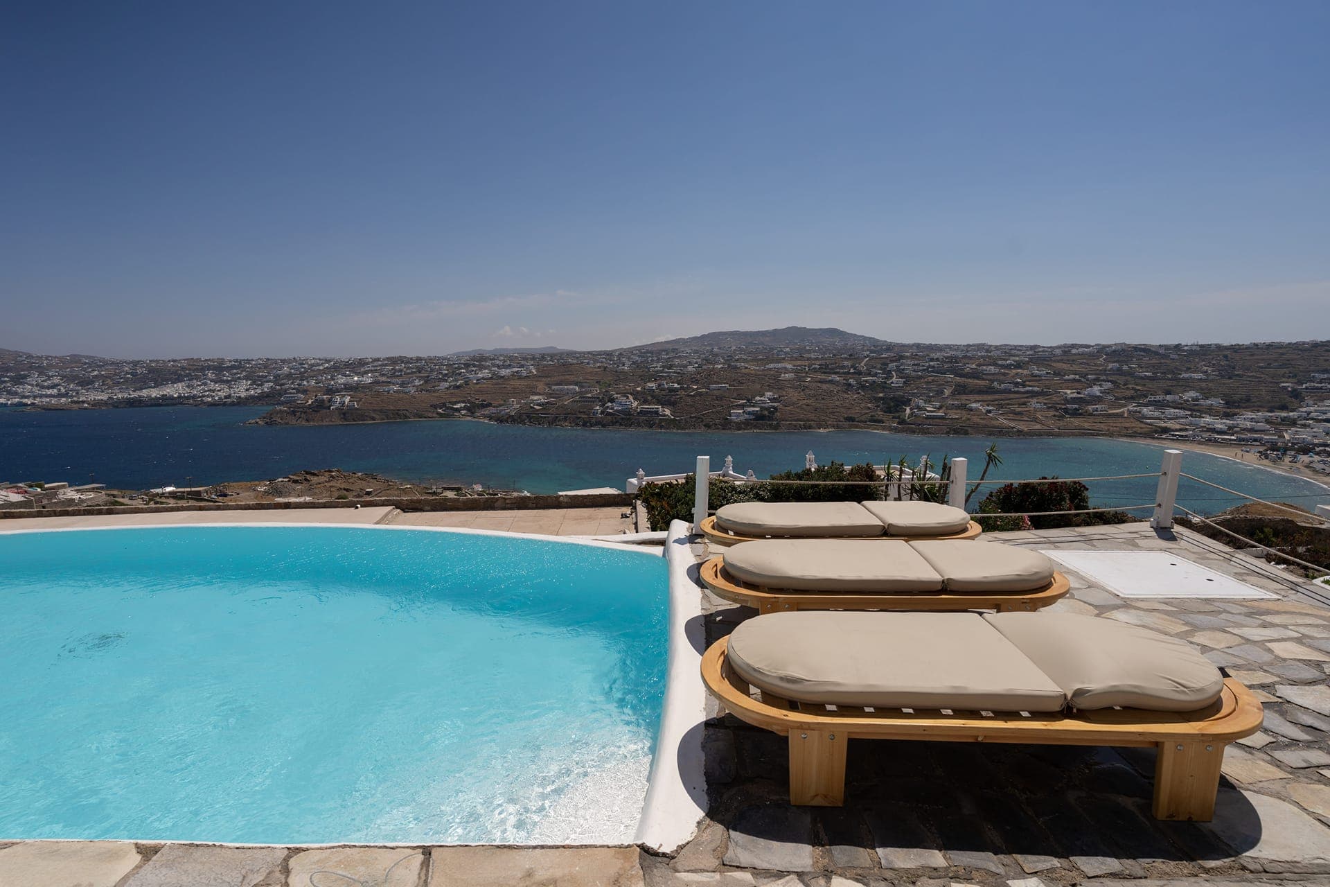 properties-VNARCISO-1.jpg
