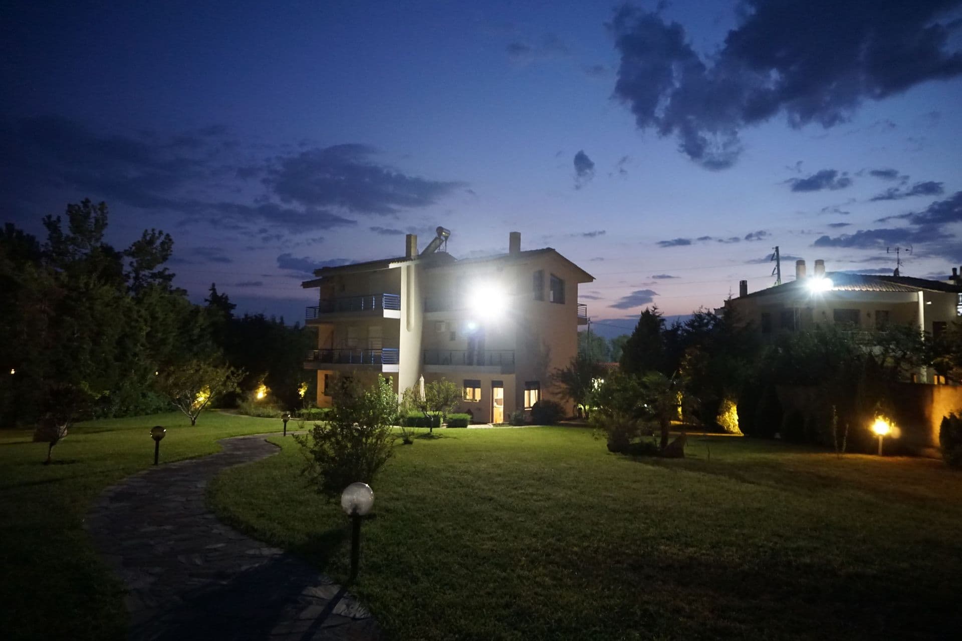properties-VORAMA-3.jpg