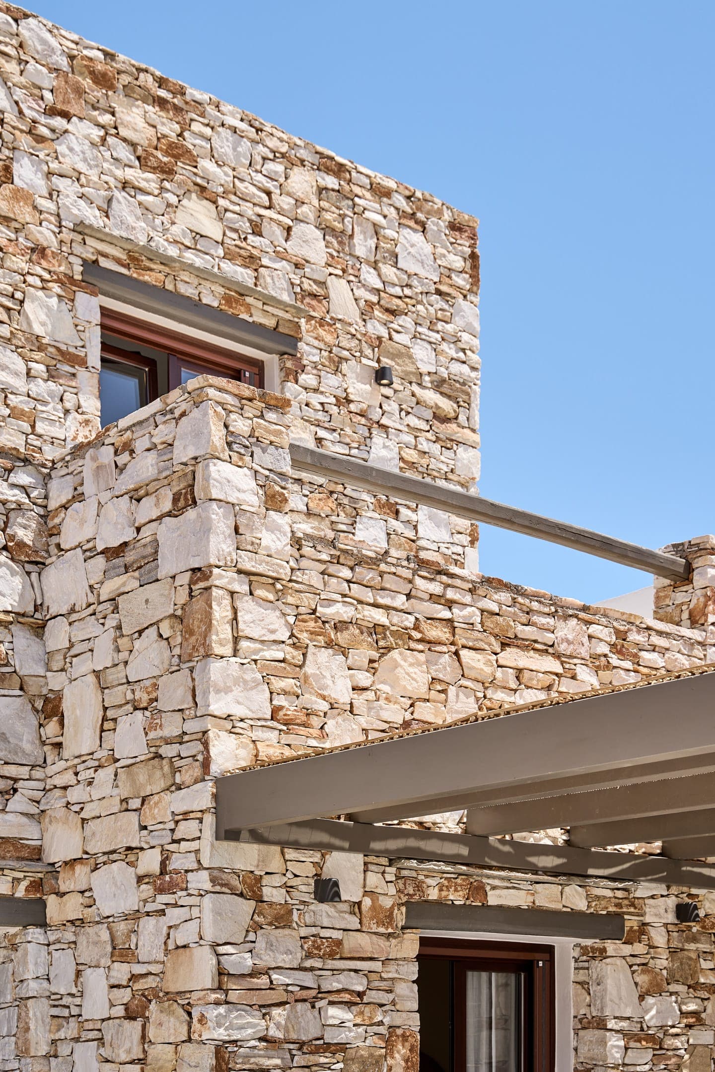 properties-VOYASIFNOS-0.jpg