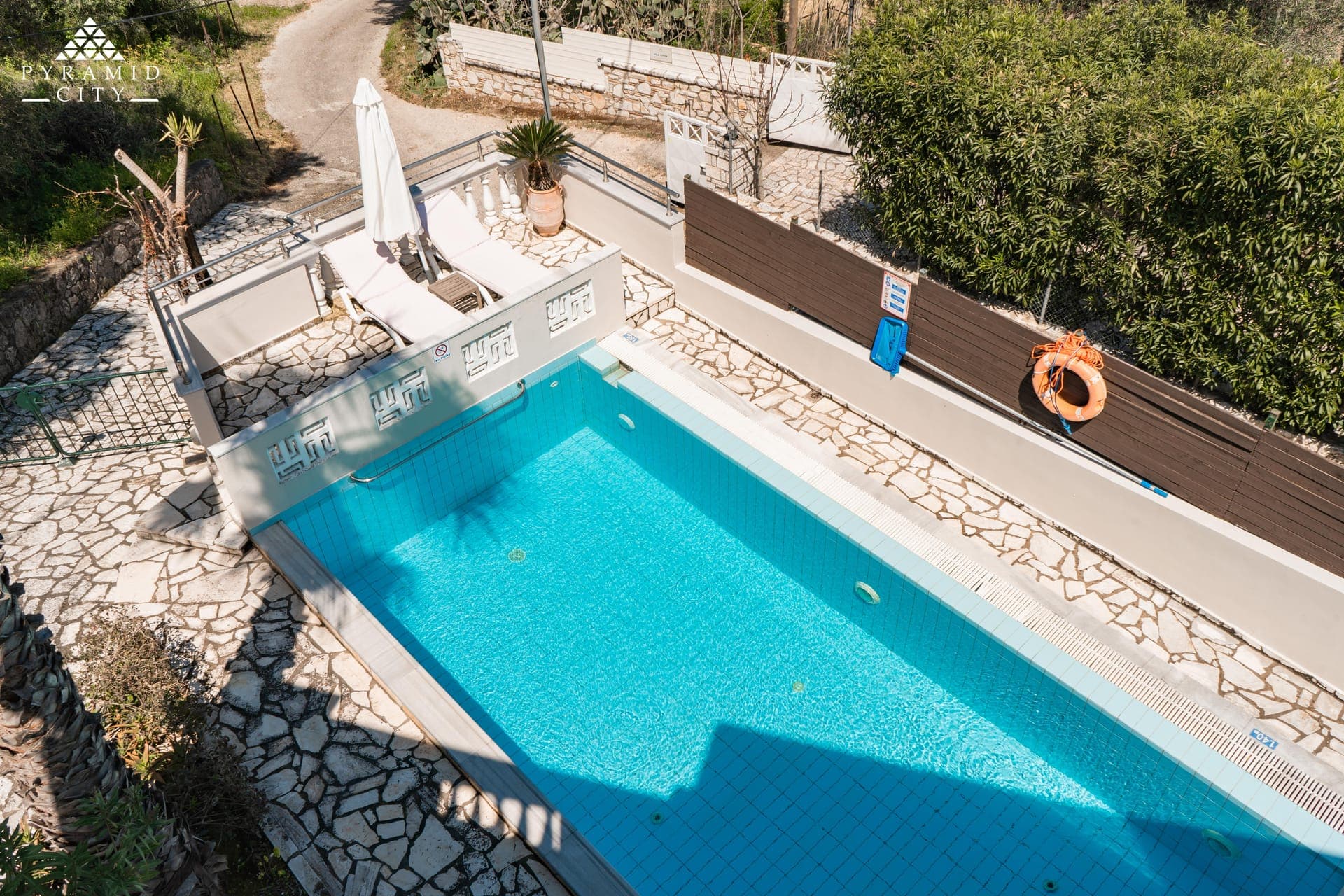 properties-VPOSEIDON-2.jpg