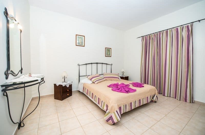 properties-VPUNENTE-4.jpg