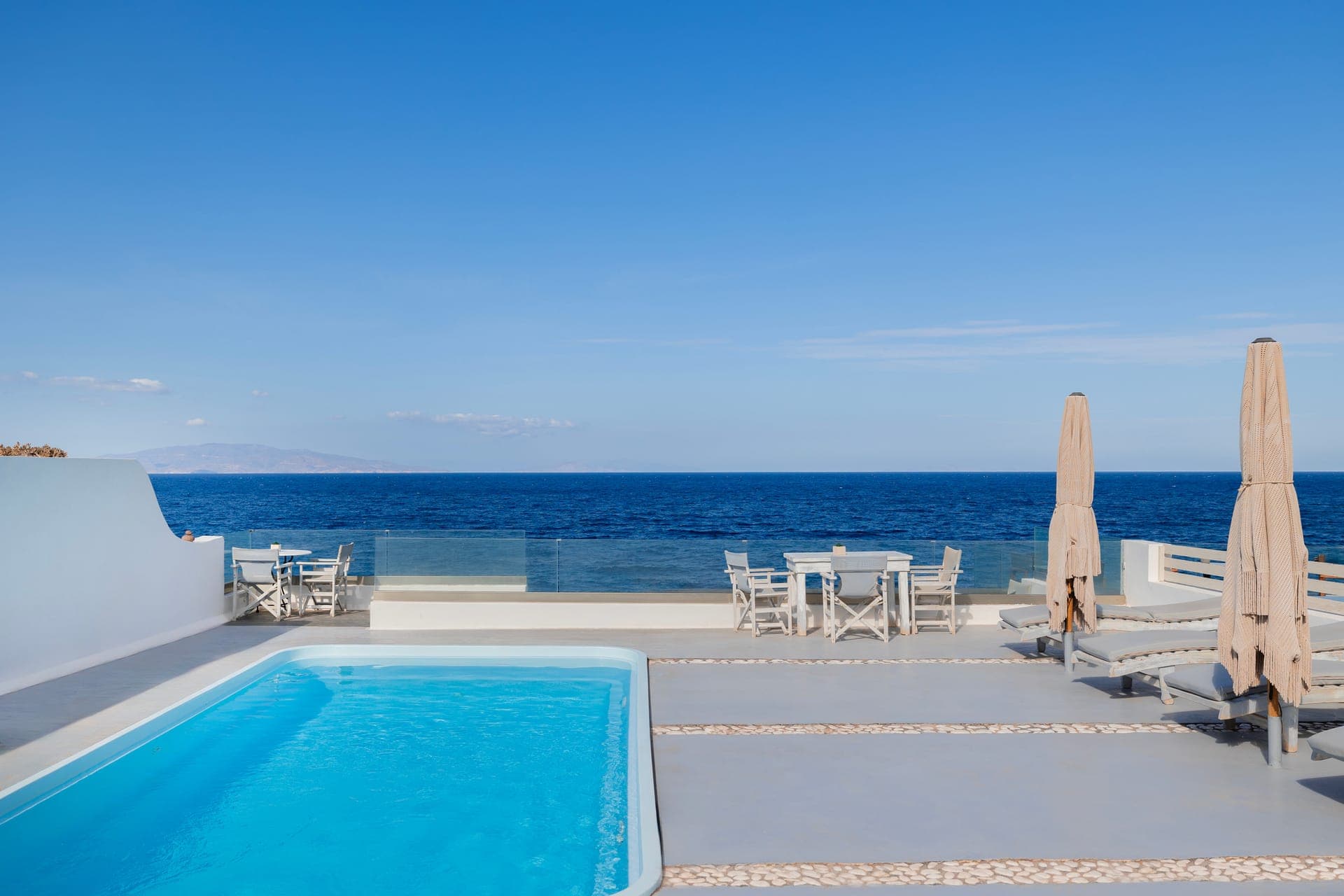 properties-VRACHIAS-1.jpg
