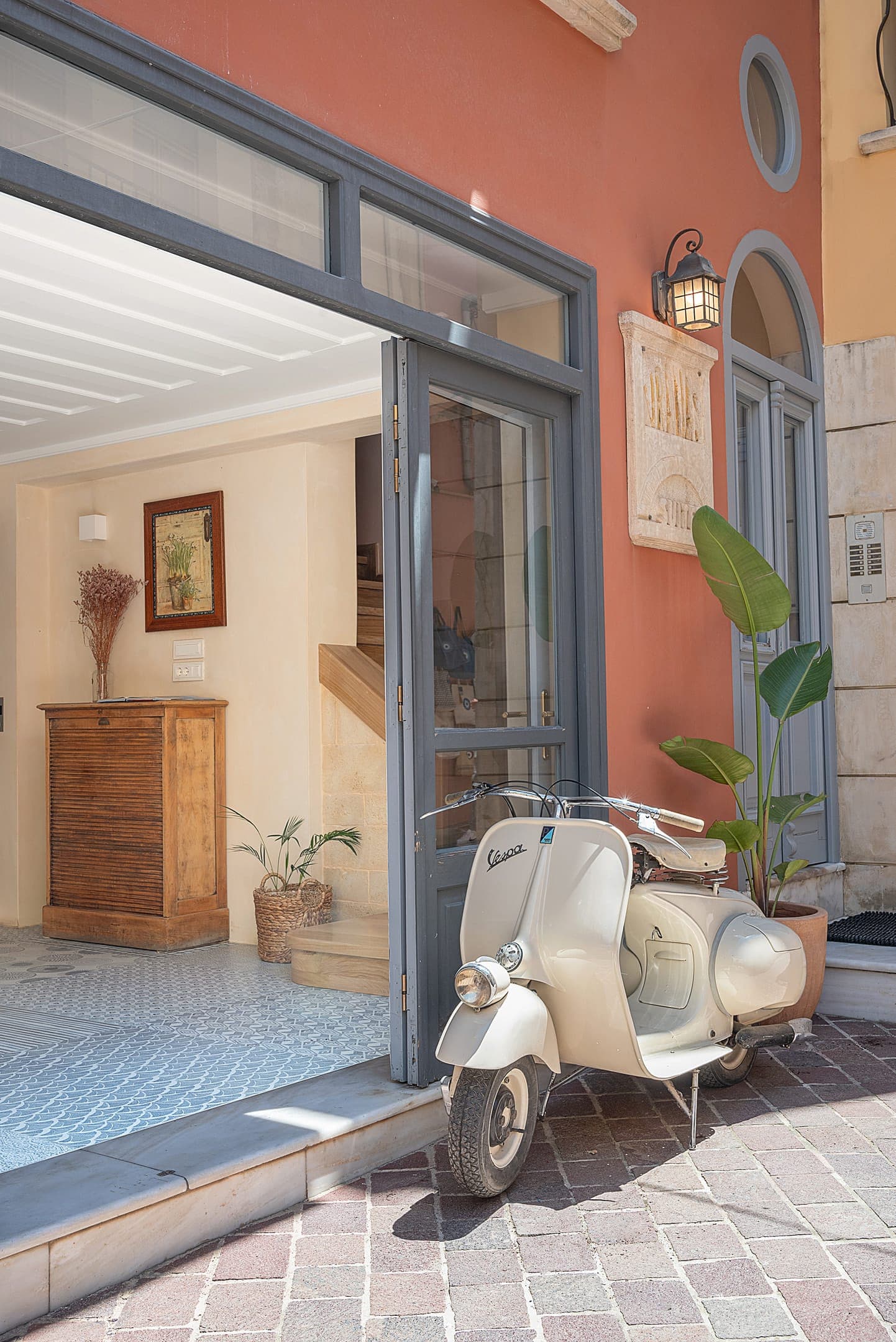properties-VRANAS-3.jpg