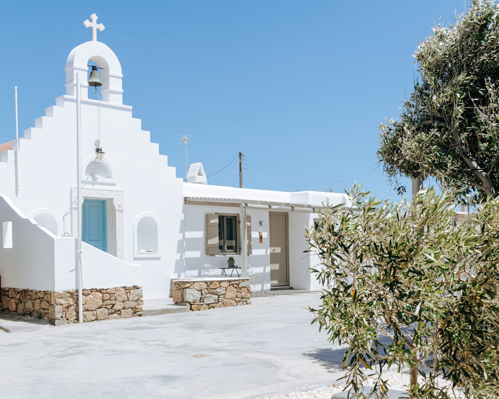 properties-WHITEANDGR-1.jpg