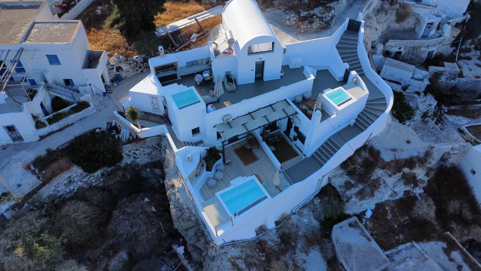 properties-WHITECURVE-1.jpg