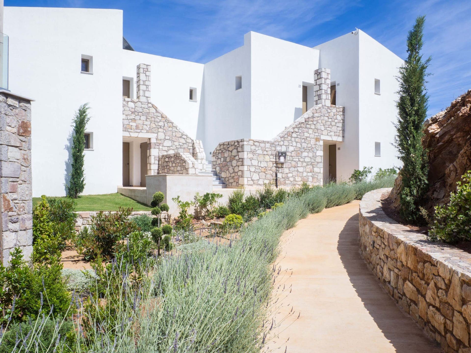 properties-WHITEDONK-0.jpg