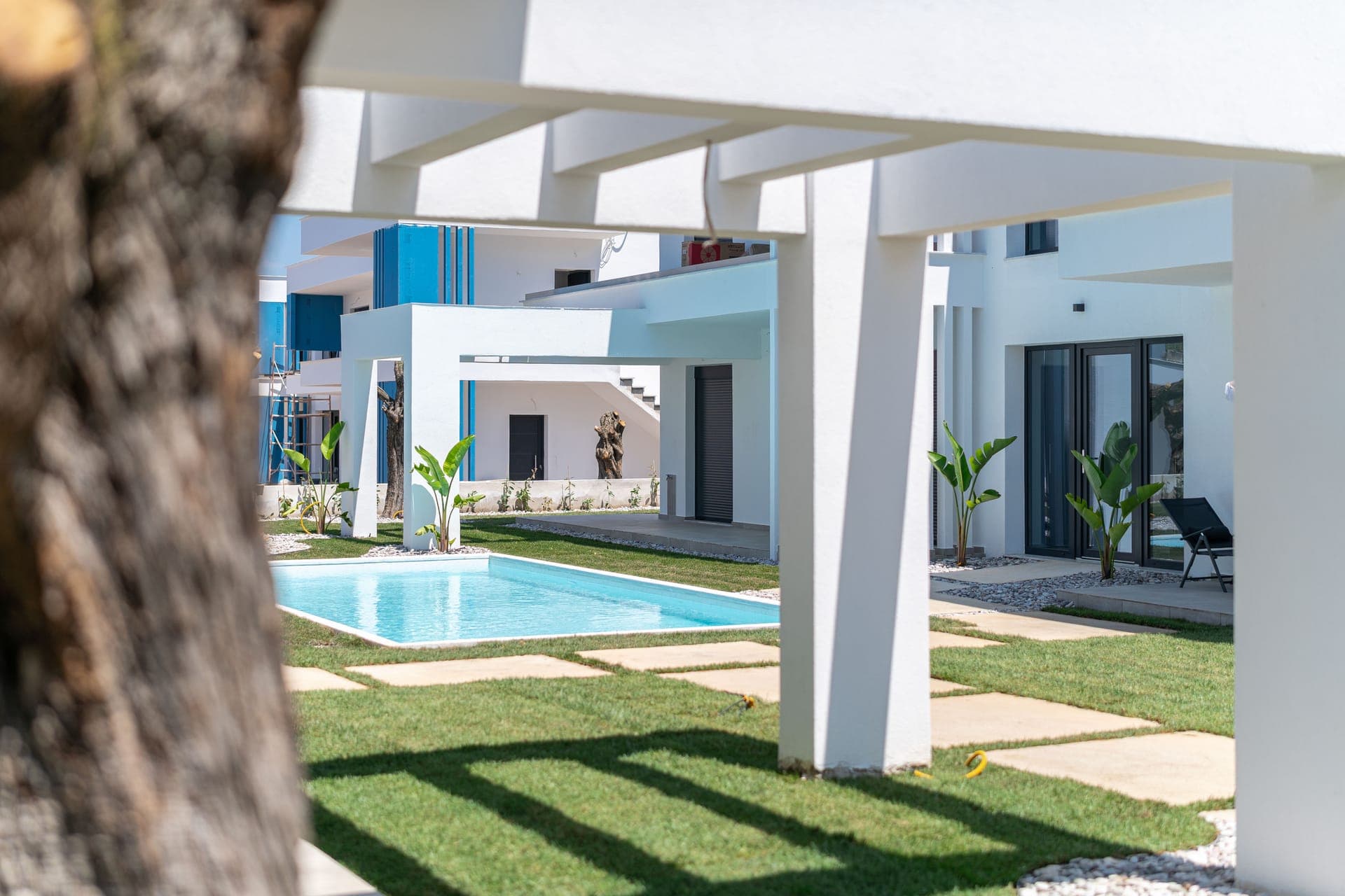properties-WHITEDR-3.jpg