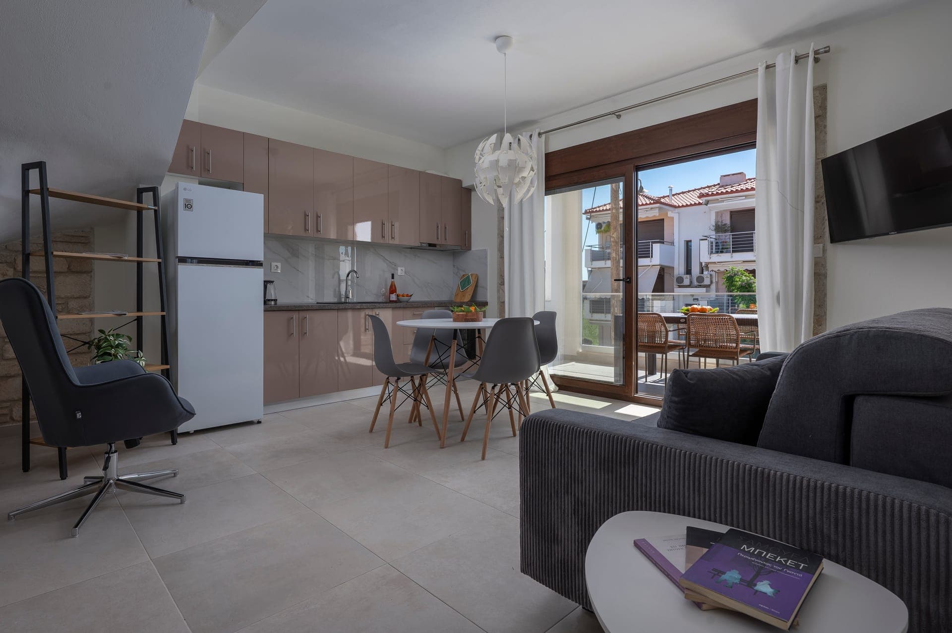 properties-WHPEARL-1.jpg