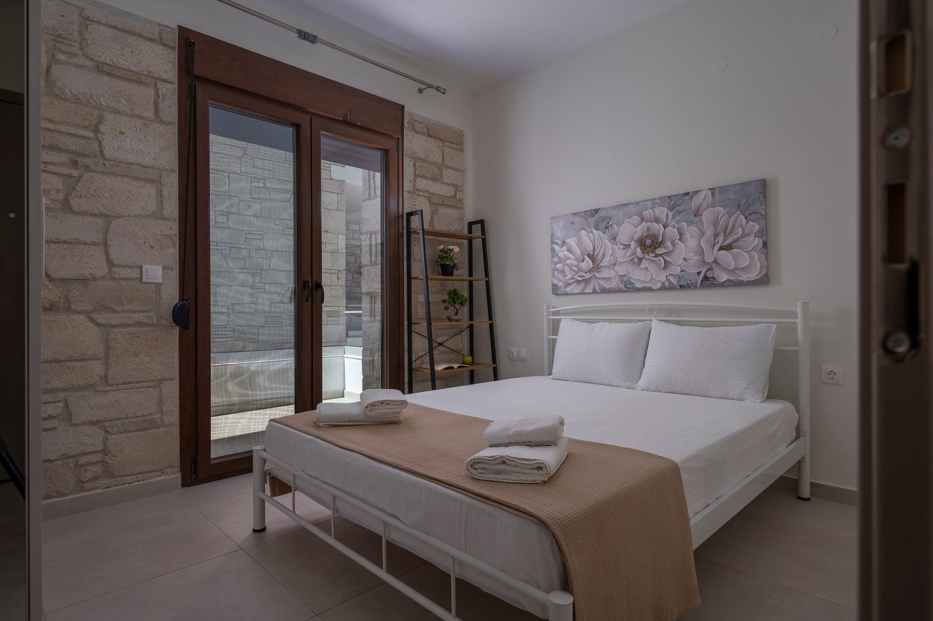 properties-WHPEARL-2.jpg