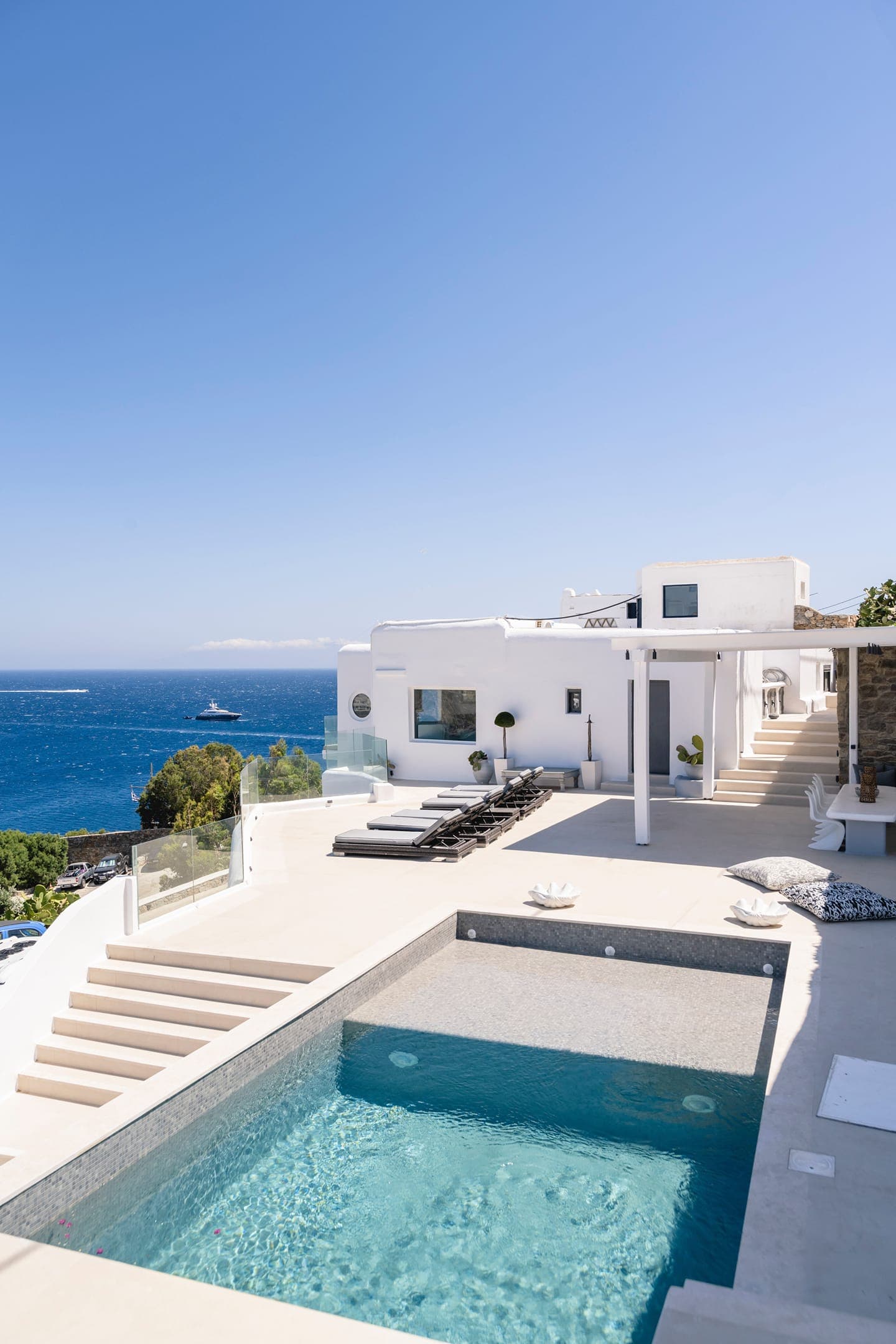 properties-WLVAQUABLU-0.jpg