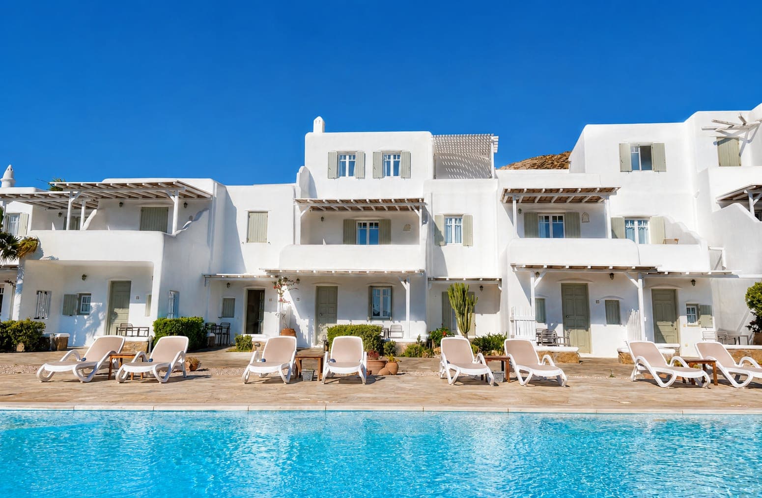properties-YAKINTHOS-0.jpg