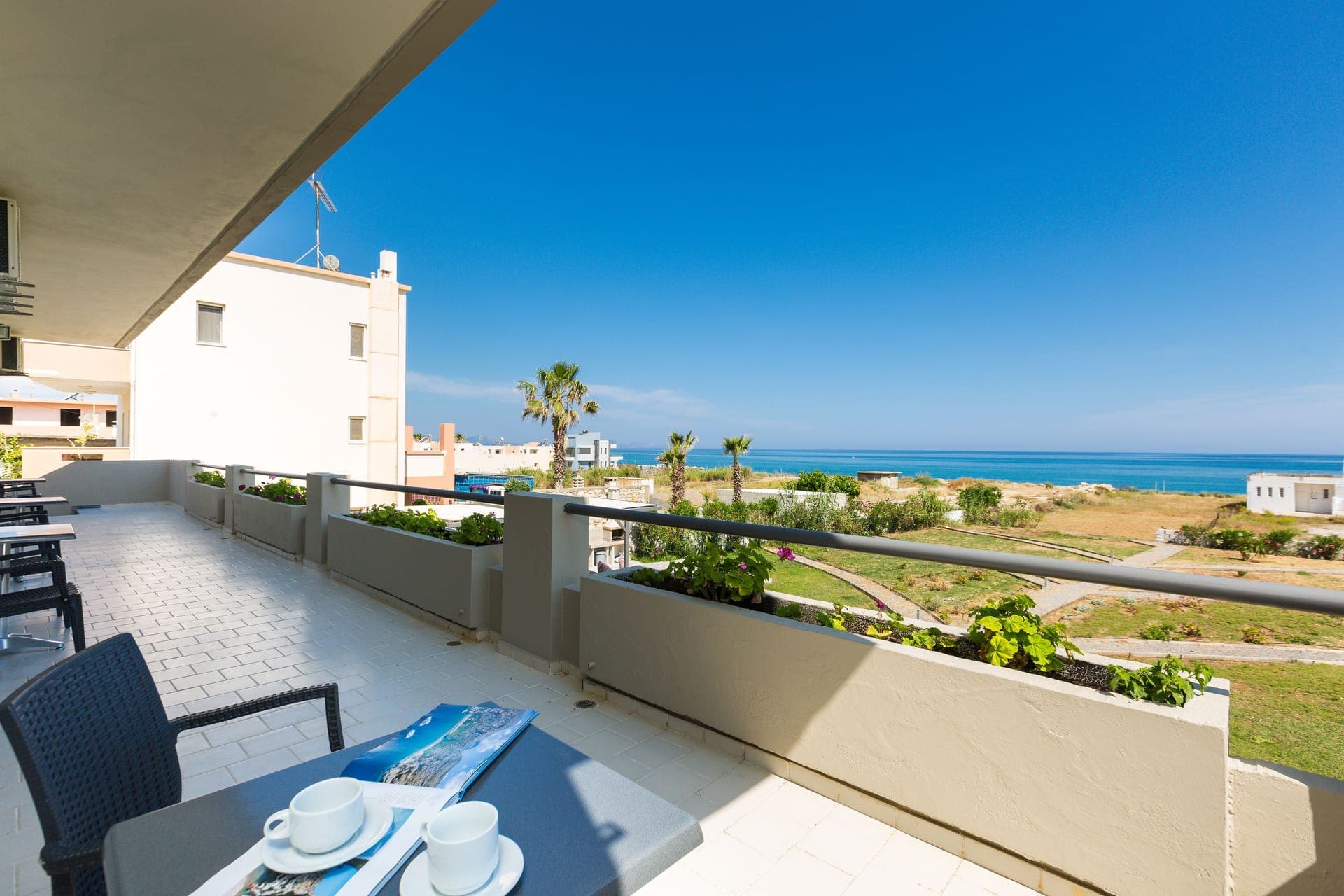properties-YIANNAPART-2.jpg