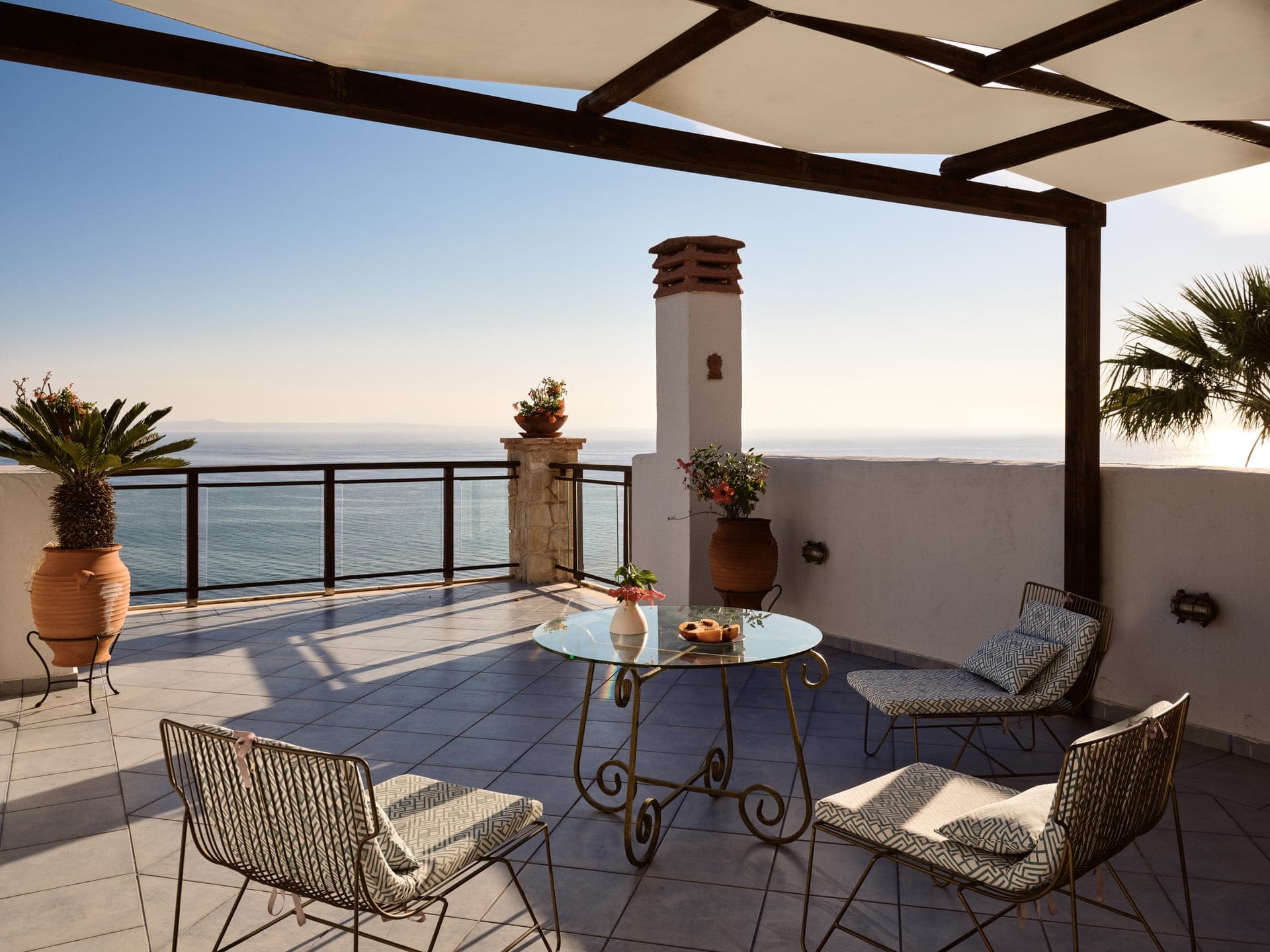 properties-YIANNIS-2.jpg