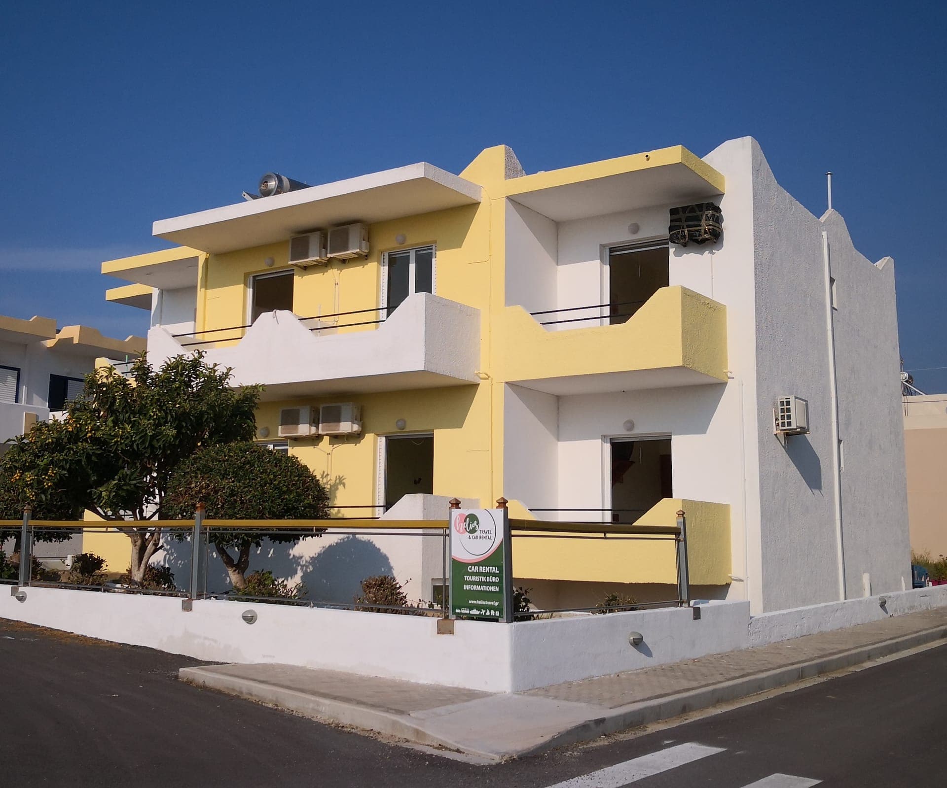 properties-YIANNISAPT-2.jpg