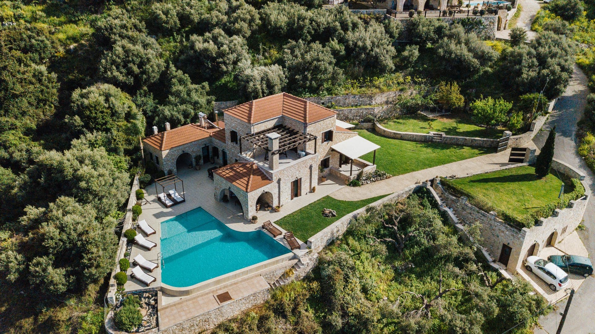 properties-YOURVILLA-1.jpg