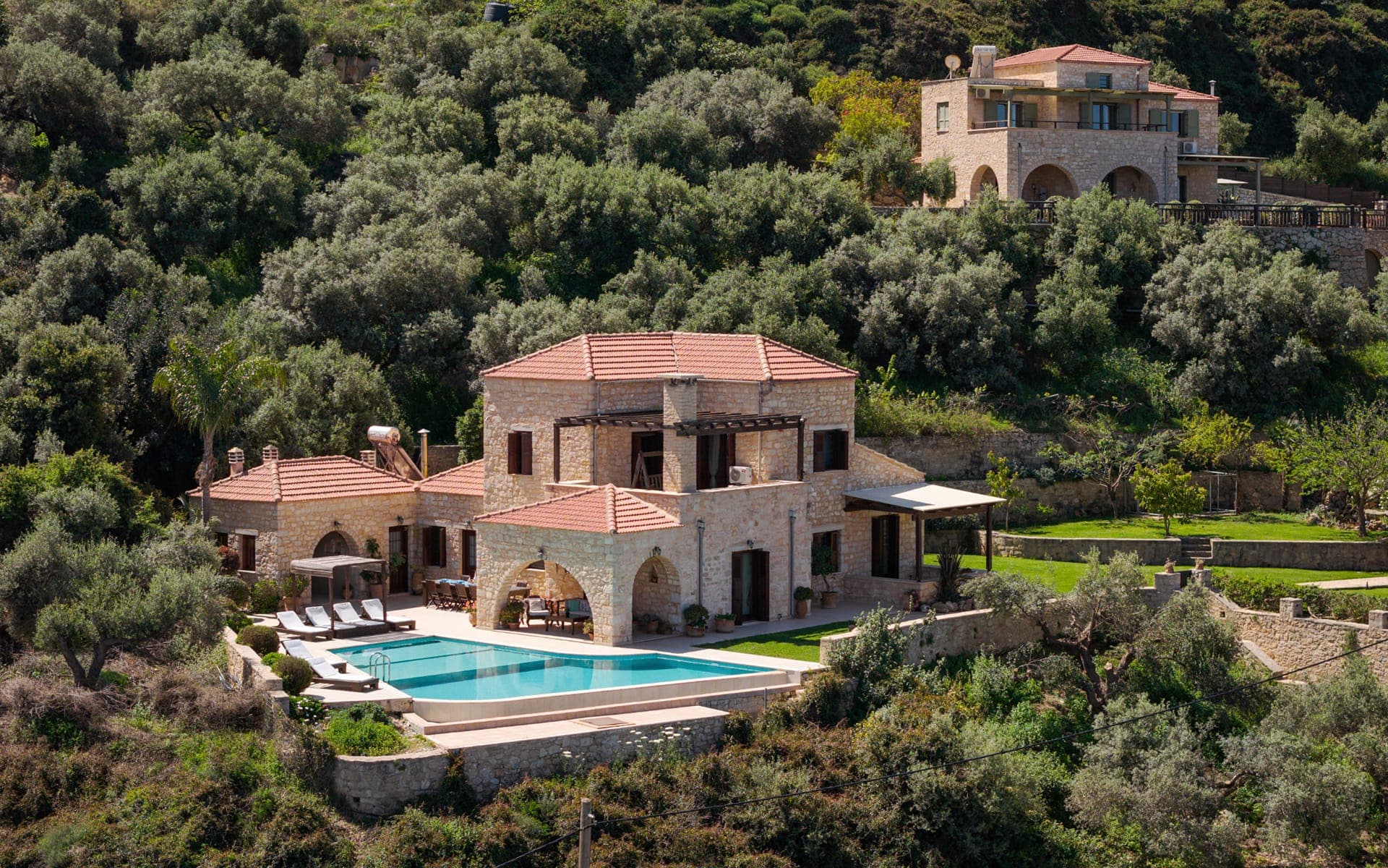 properties-YOURVILLA-3.jpg