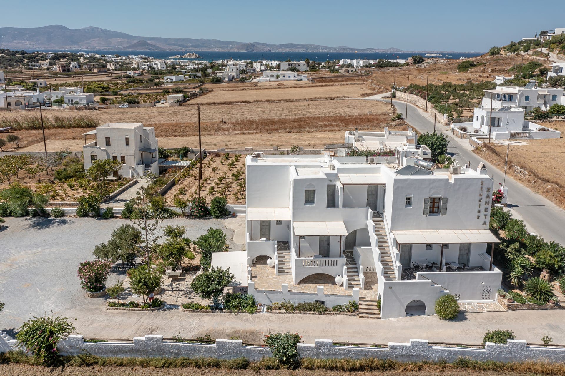 properties-ZANNETA-1.jpg