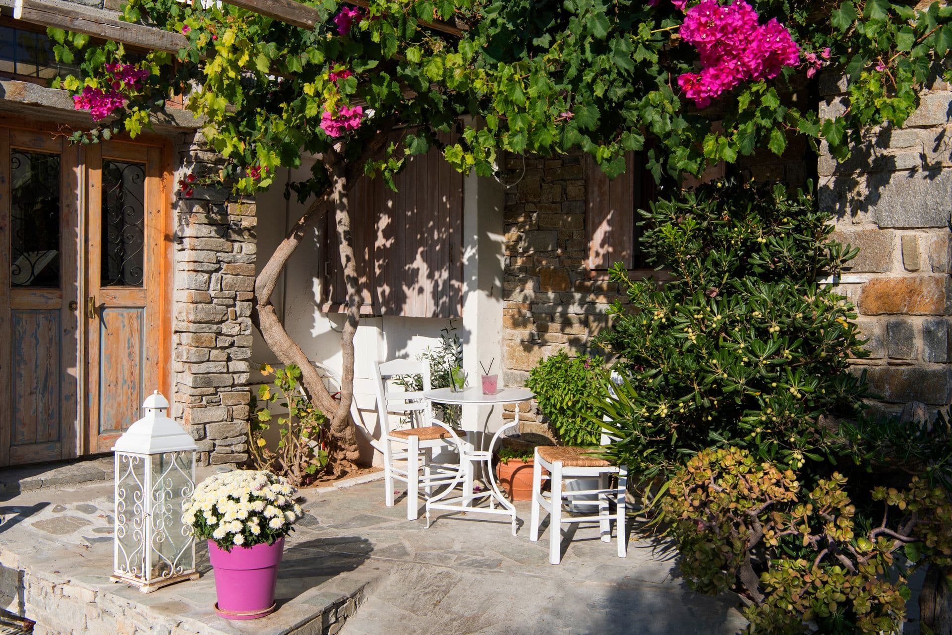 properties-ZEFIHOTEL-2.jpg