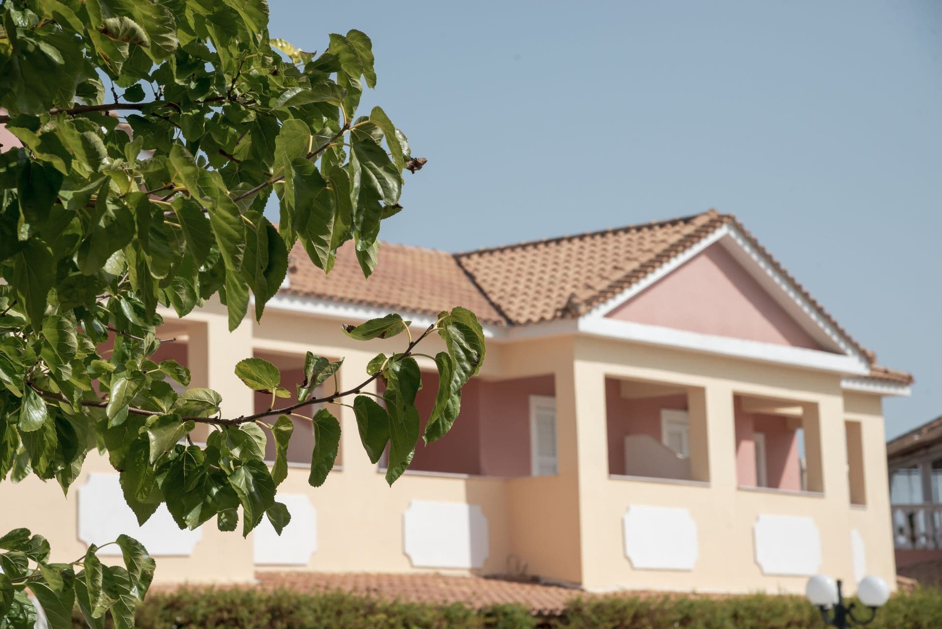 properties-ZEFYROSECO-0.jpg