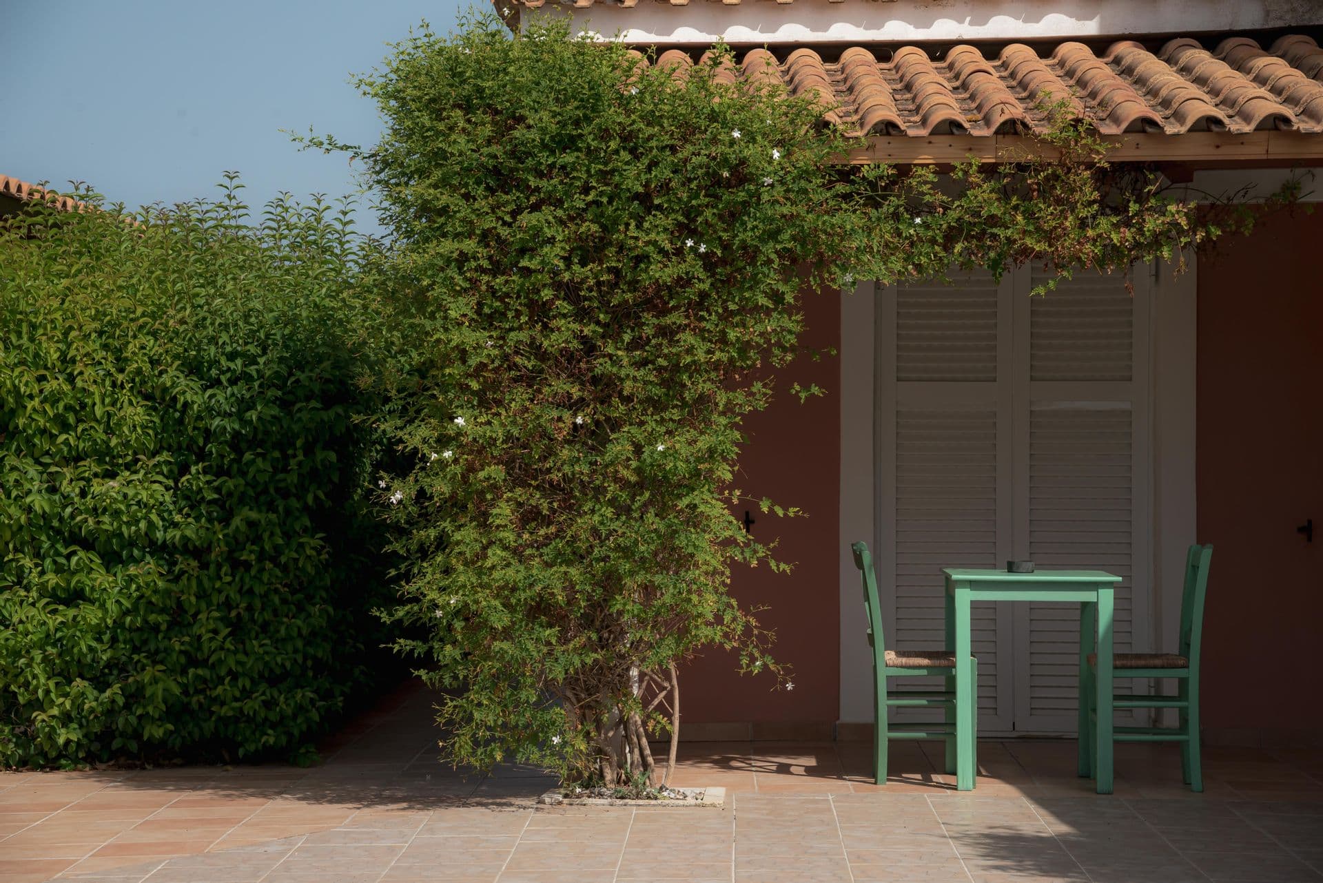 properties-ZEFYROSECO-2.jpg