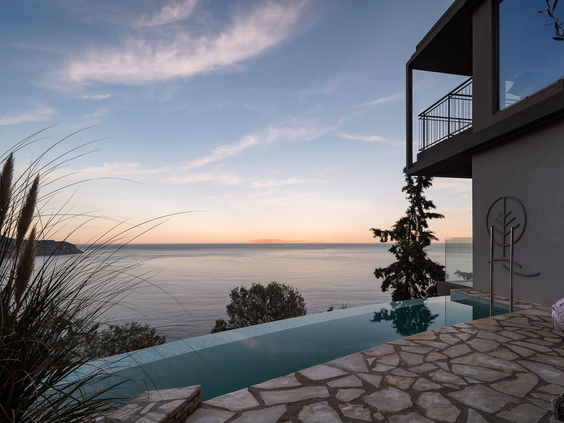 properties-ZENHOUSE-1.jpg