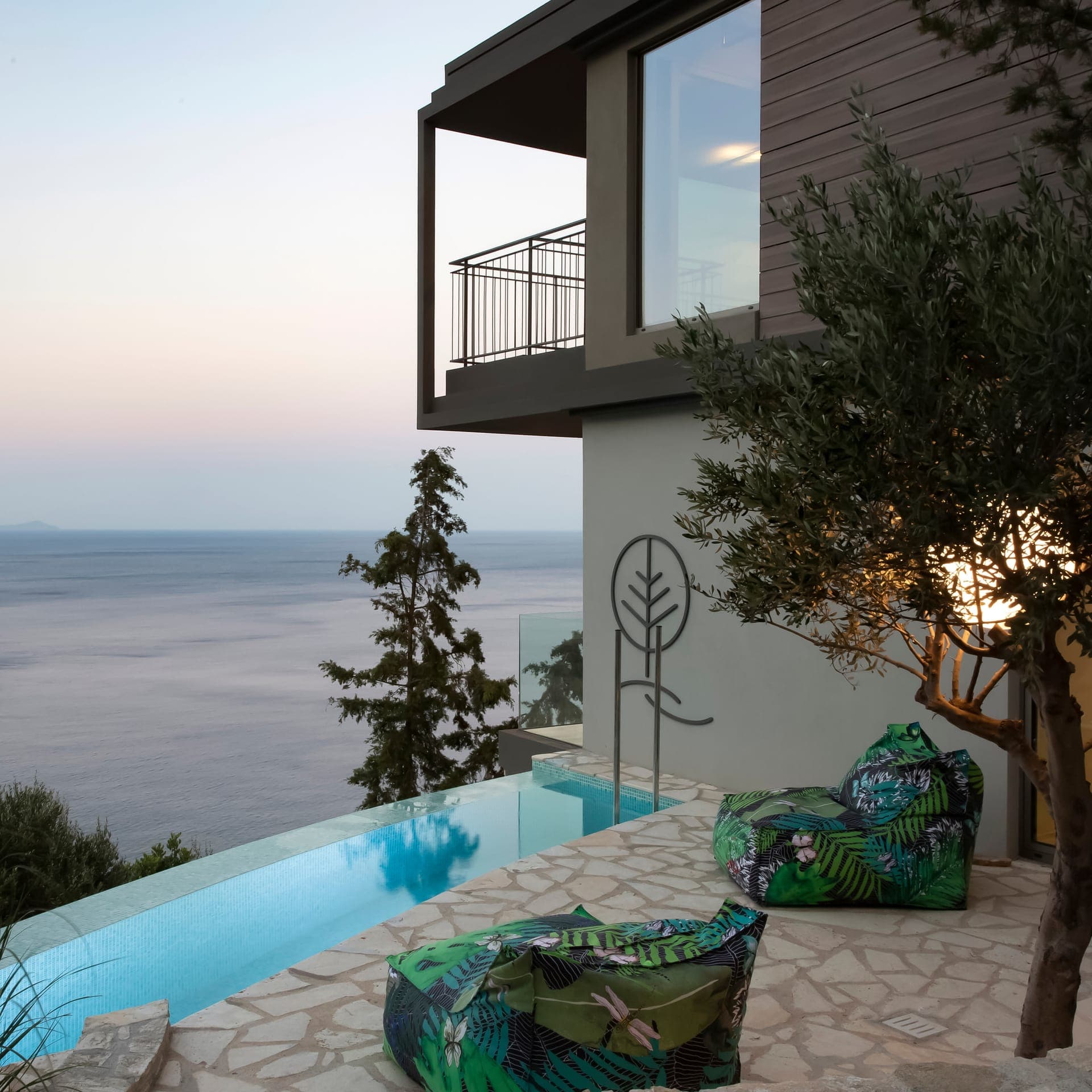 properties-ZENHOUSE-2.jpg