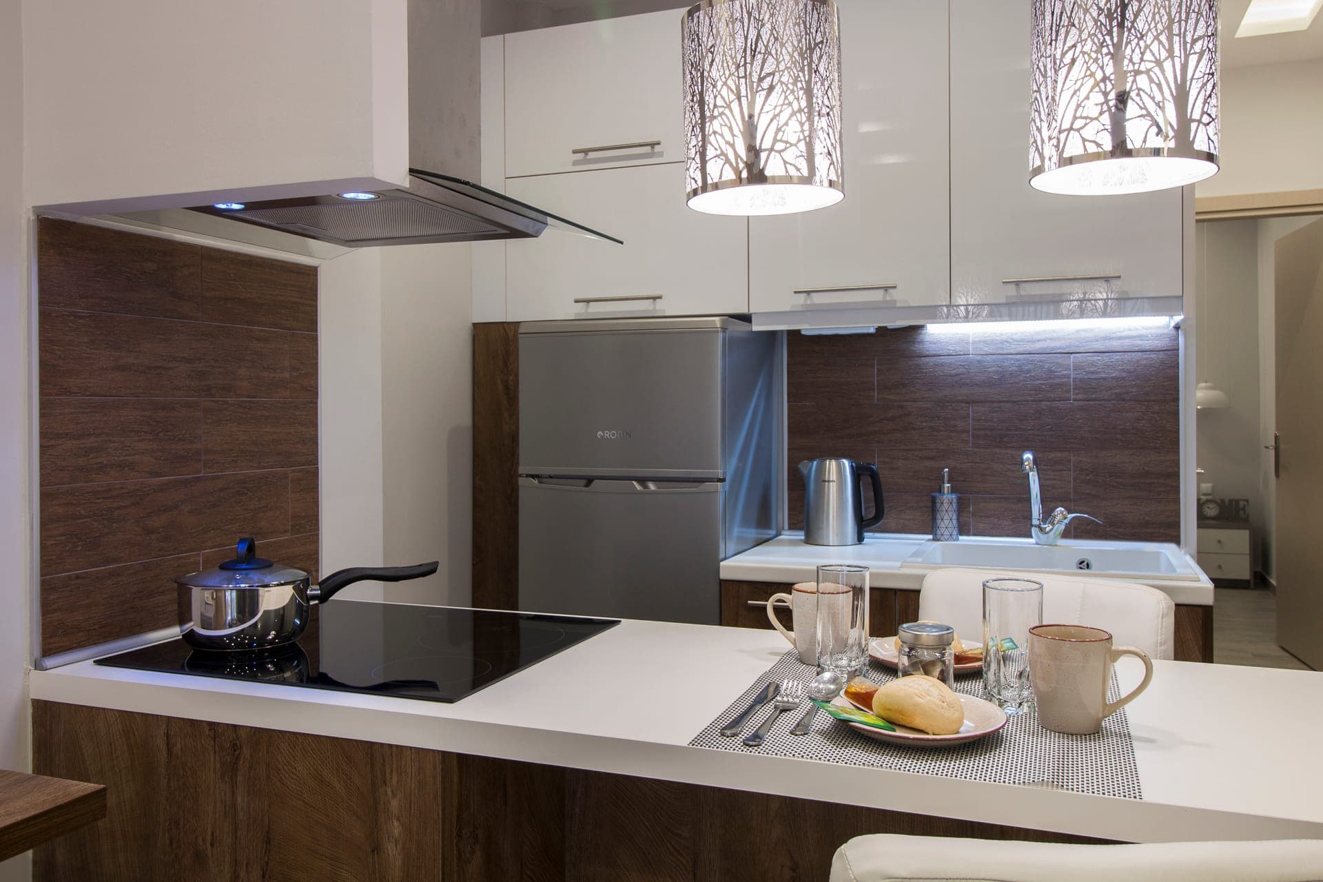properties-ZENNOVASKG-4.jpg