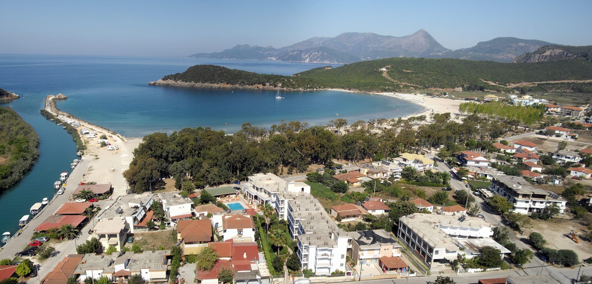 properties-ZEUSPARAD-1.jpg