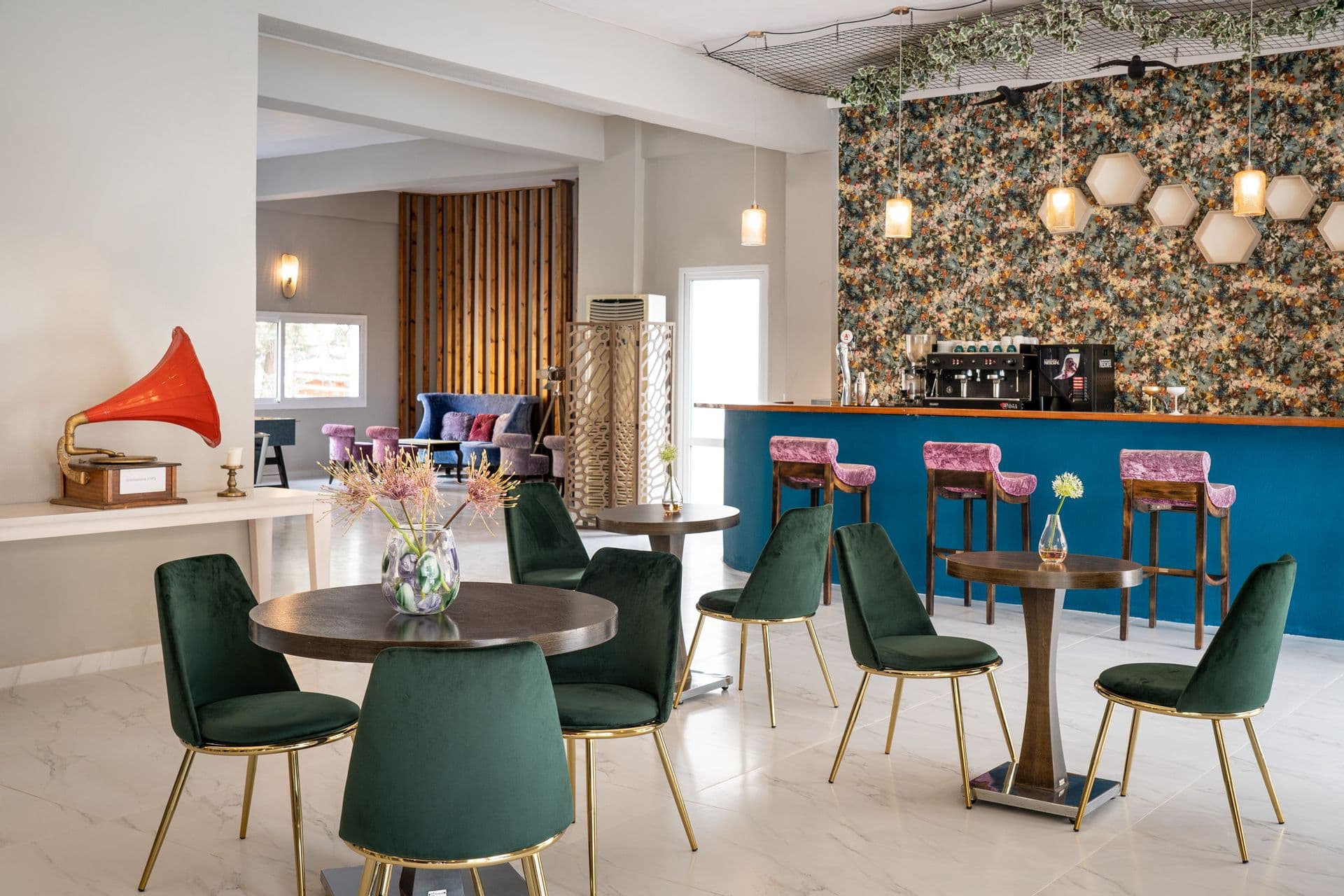 properties-ZOEHOTEL-3.jpg