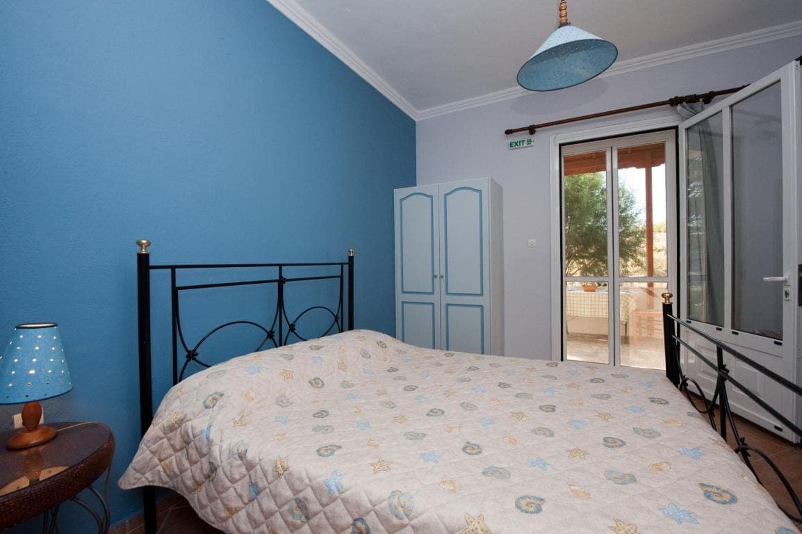 properties-ZORBASCHIO-3.jpg
