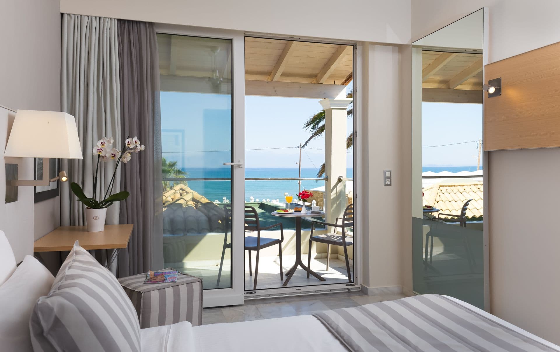 room-types-ACHARAVI-DBLSUP-0.jpg