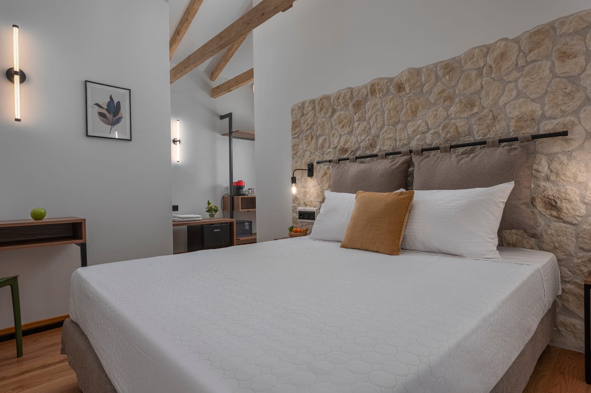 room-types-ACRADEORUM-SPRD-0.jpg