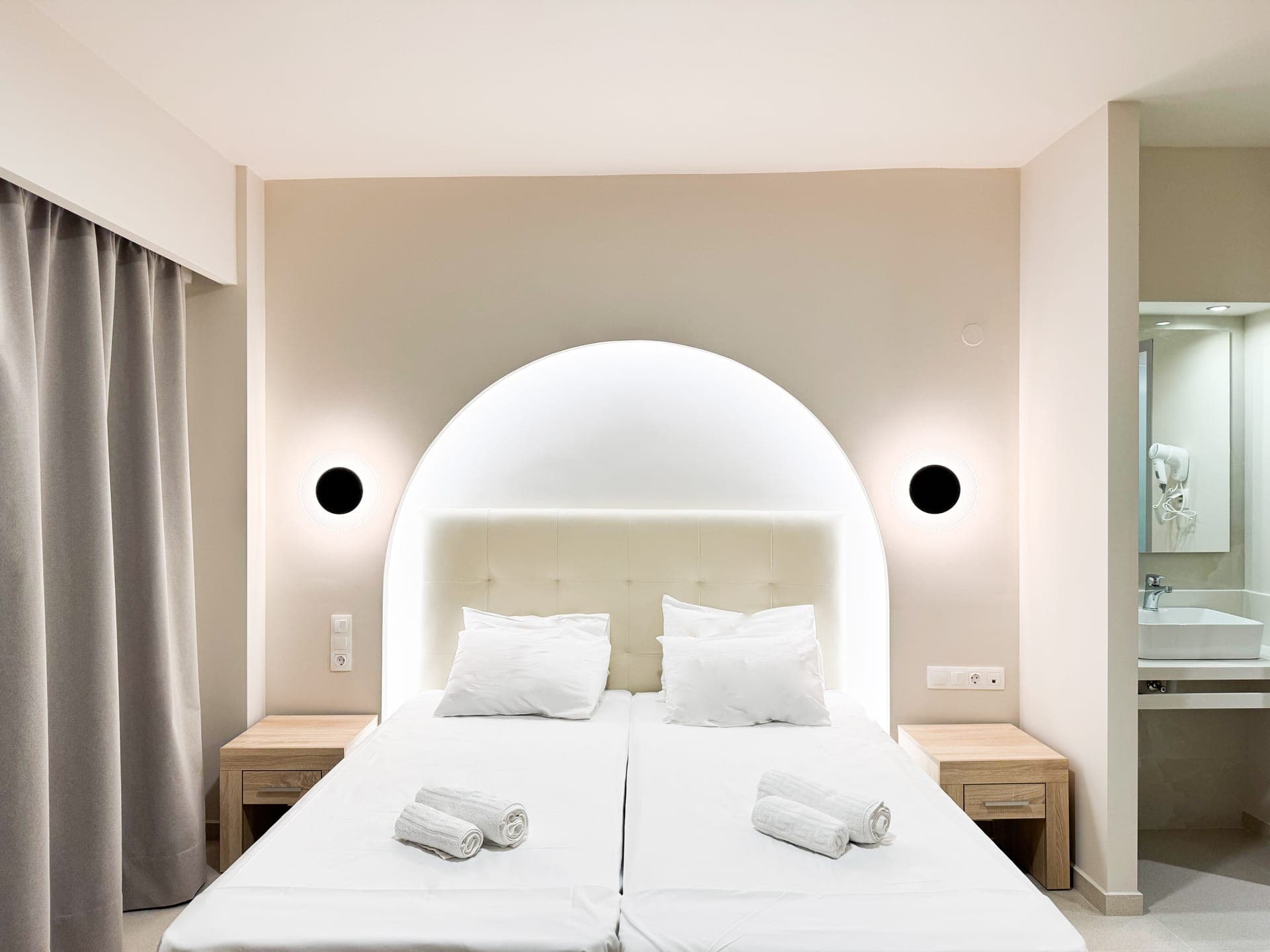 room-types-ACROAPTS-SUSTD-0.jpg