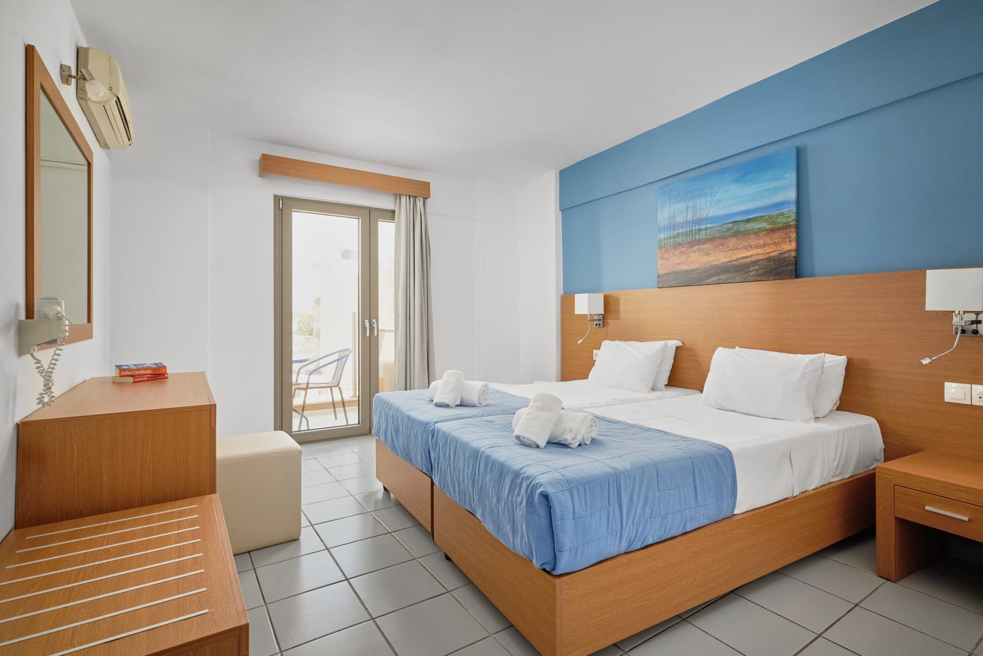 room-types-ACROAPTS-SUSTR-0.jpg