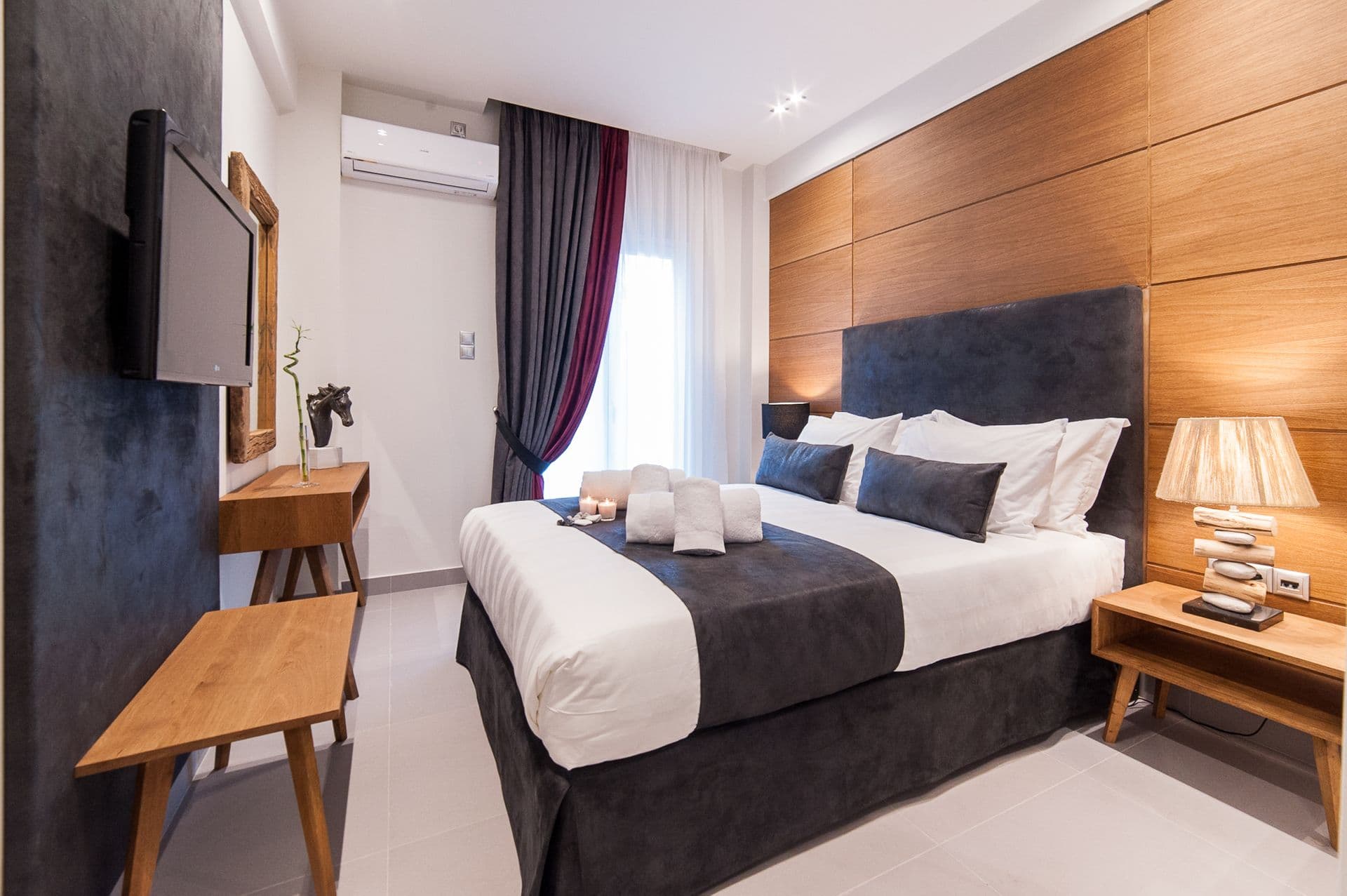 room-types-ACRODLXPEN-ACRBOU-0.jpg