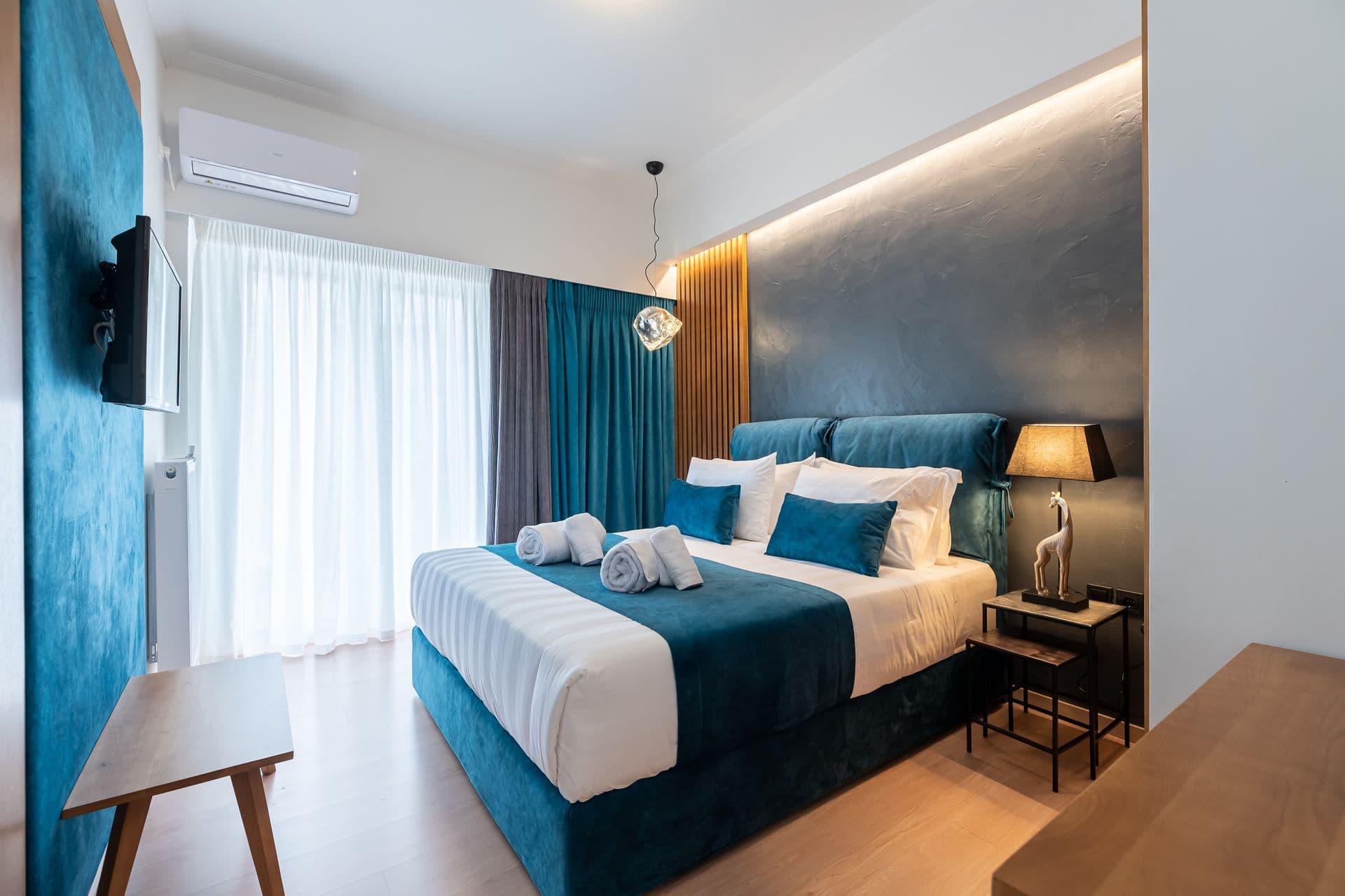 room-types-ACRODLXPEN-EXECM-0.jpg