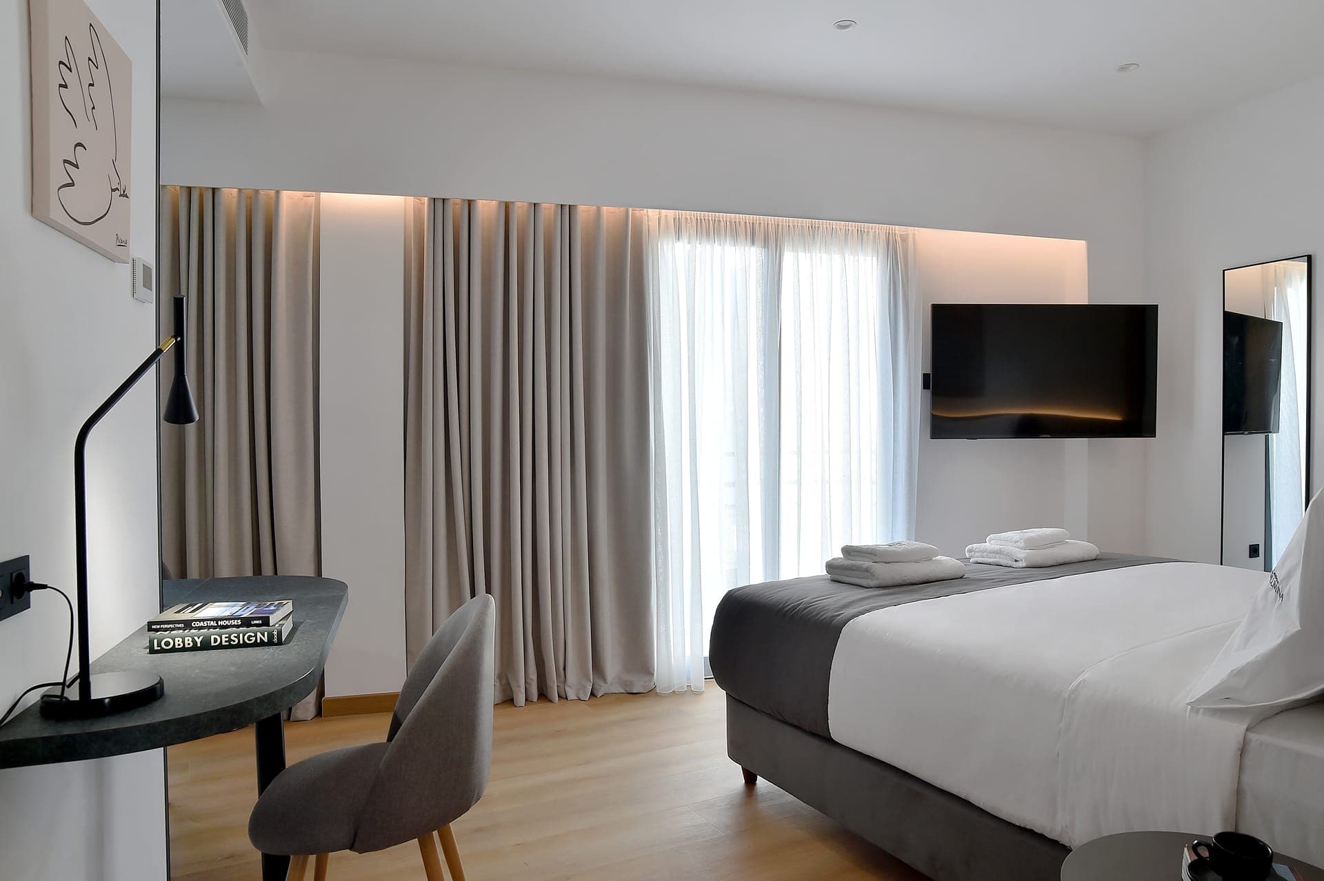 room-types-ACROLUMINA-FAM-0.jpg