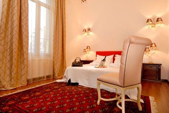 room-types-ACROPOLISM-TRIPL-0.jpg