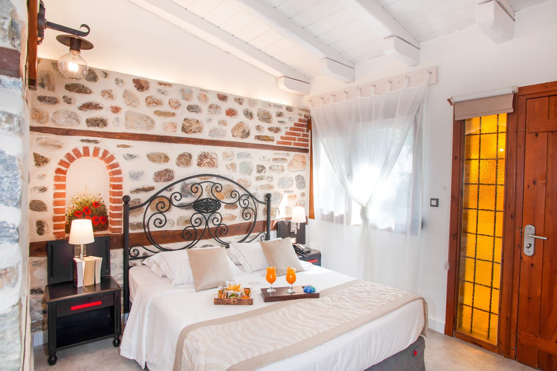 room-types-ACROTELAP-MAISFP-0.jpg