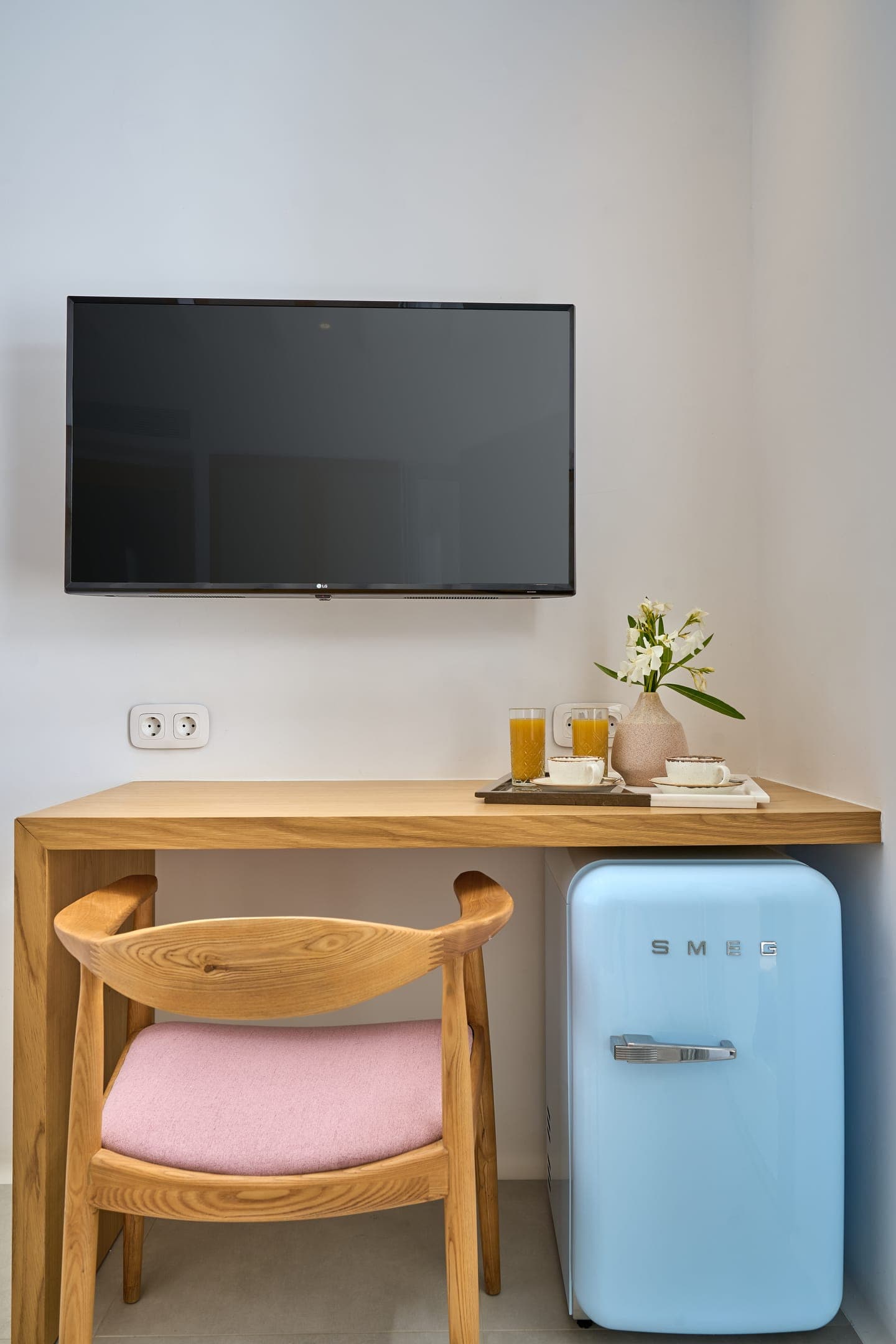 room-types-ADORNOSUIT-BCSU2-0.jpg