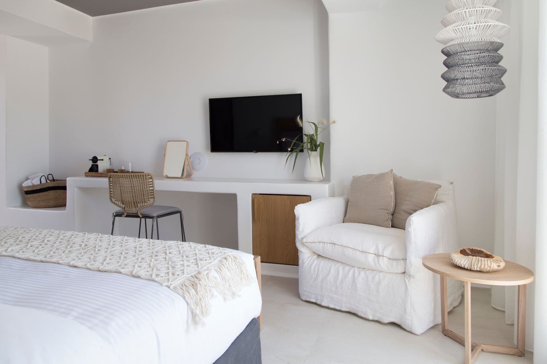 room-types-ADORNOSUIT-SUP-0.jpg