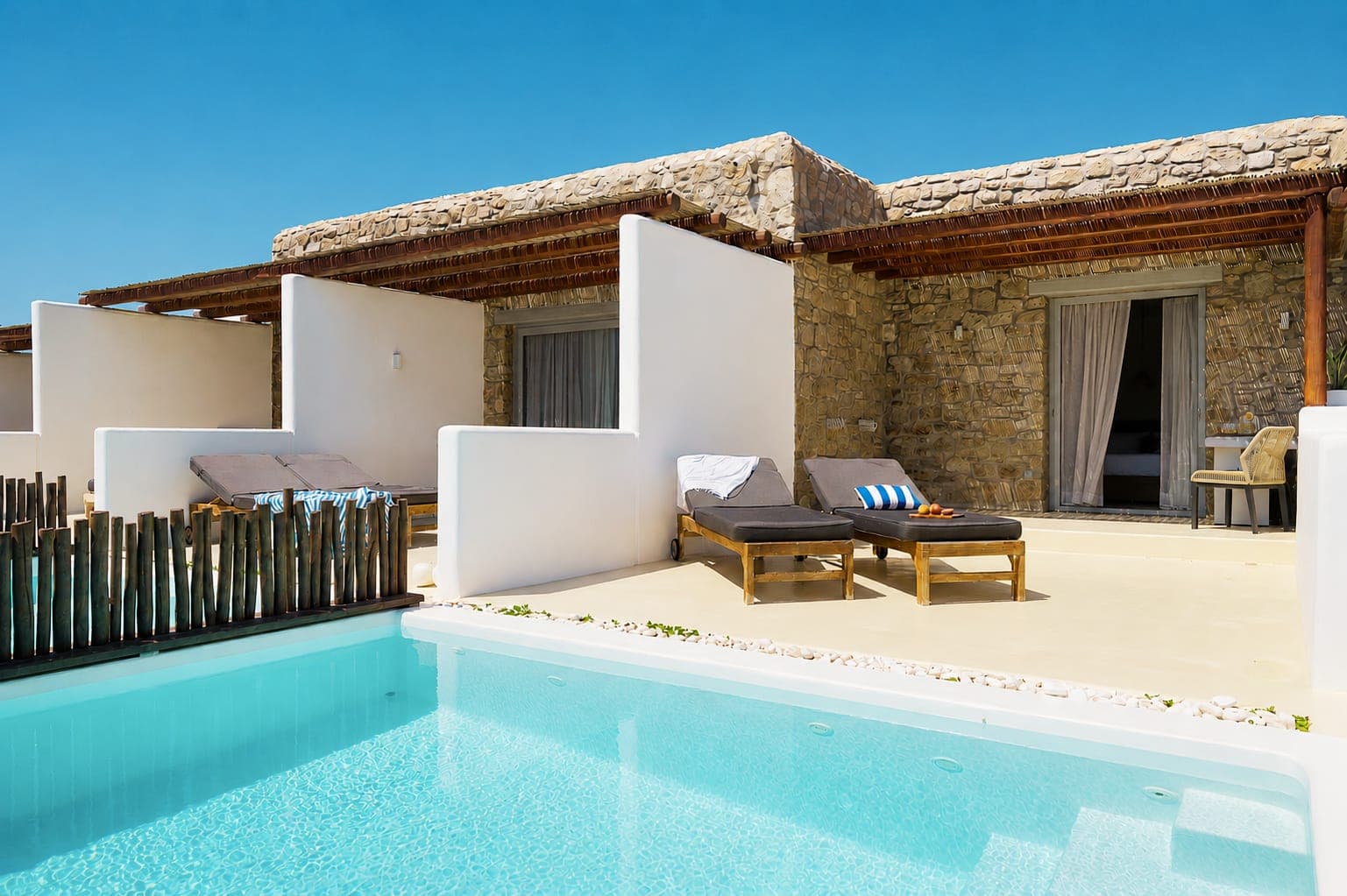 room-types-AEGEANHOSP-QDBLPP-0.jpg